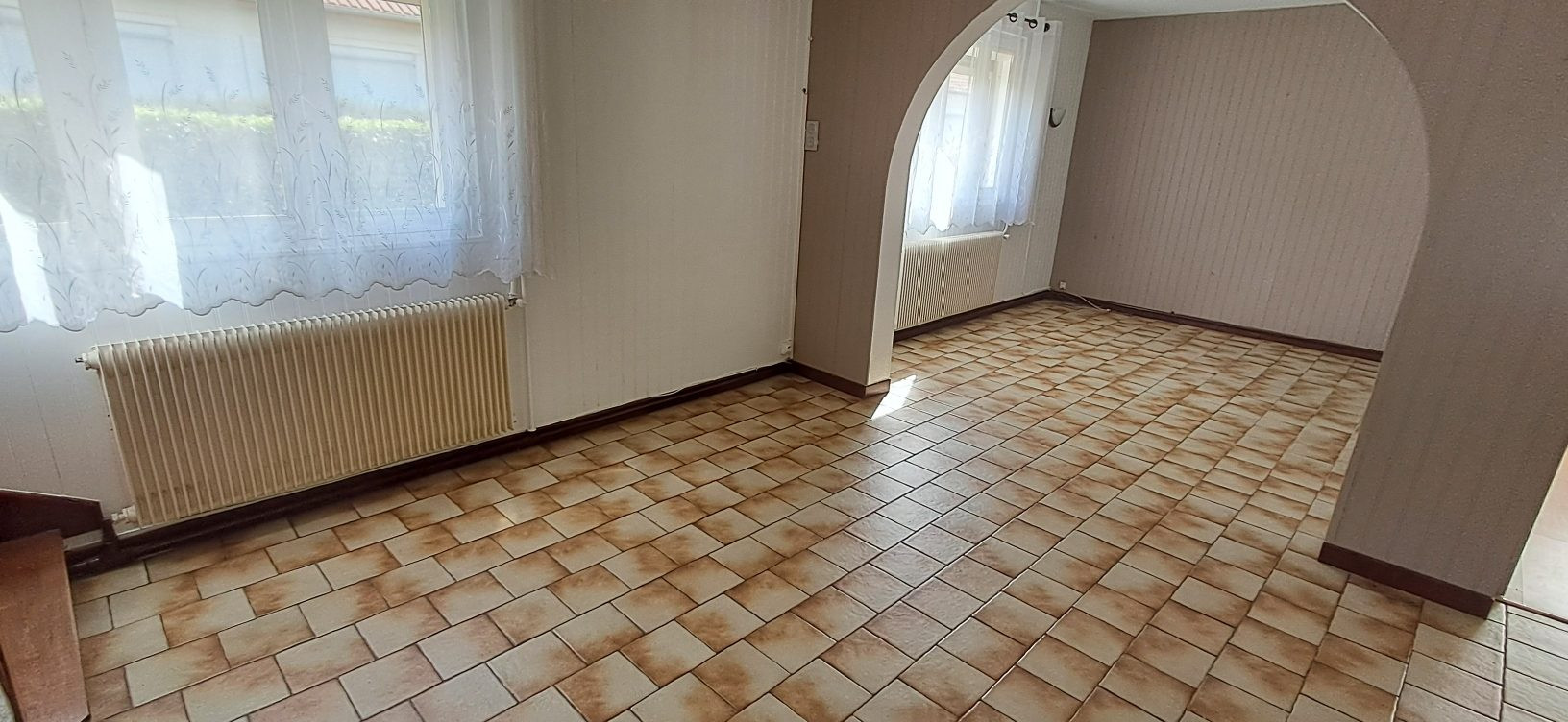 House for sale in Charleville-Mézières, 112 m²
