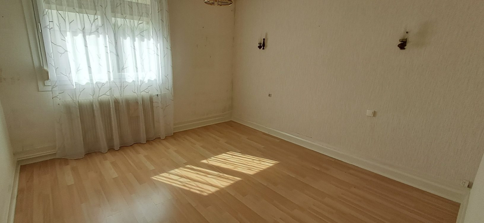 House for sale in Charleville-Mézières, 112 m²