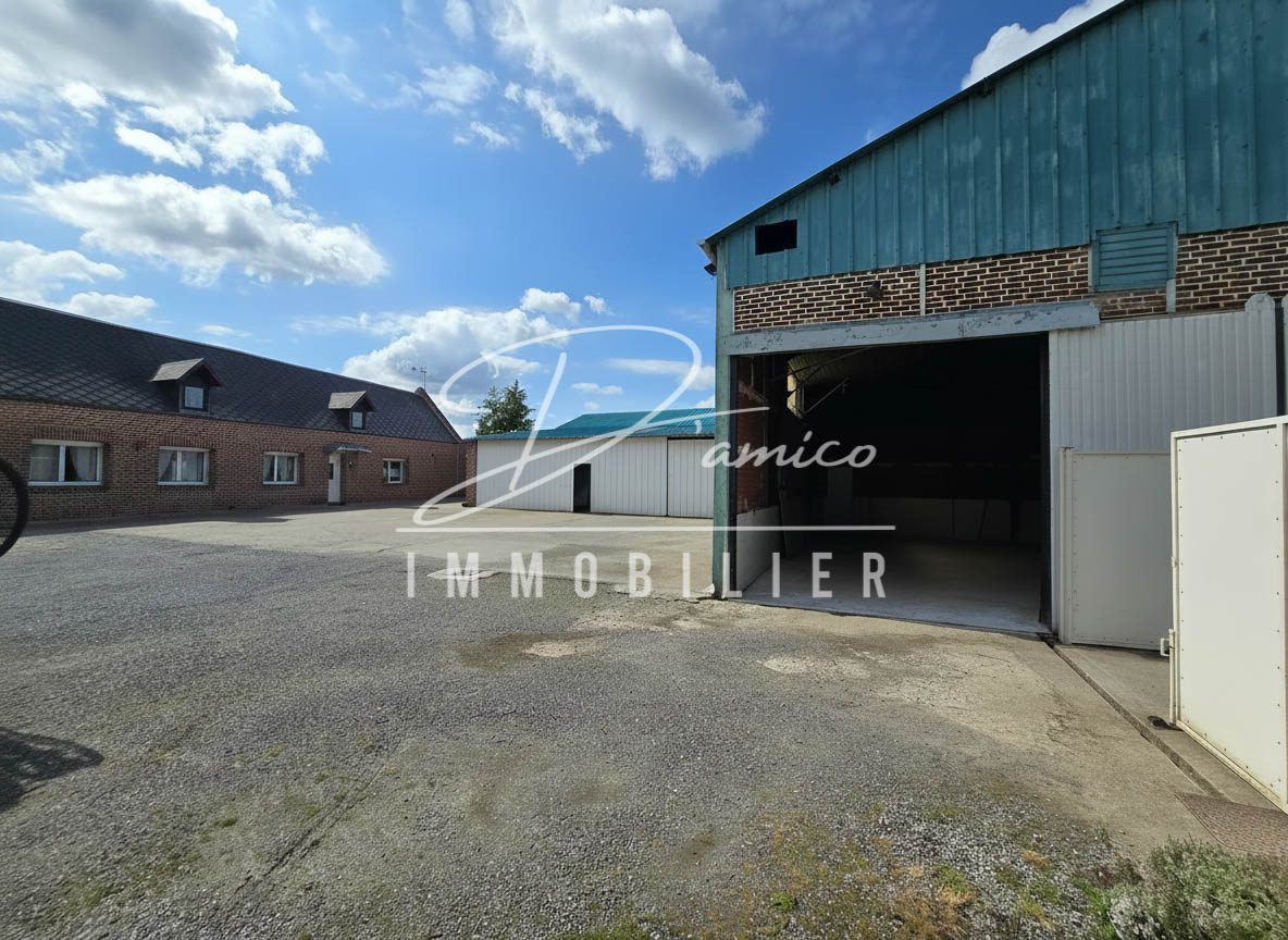 Maison 10 pièces 203 m² · à Raillencourt-Sainte-Olle · 203 m² · 300 000 €