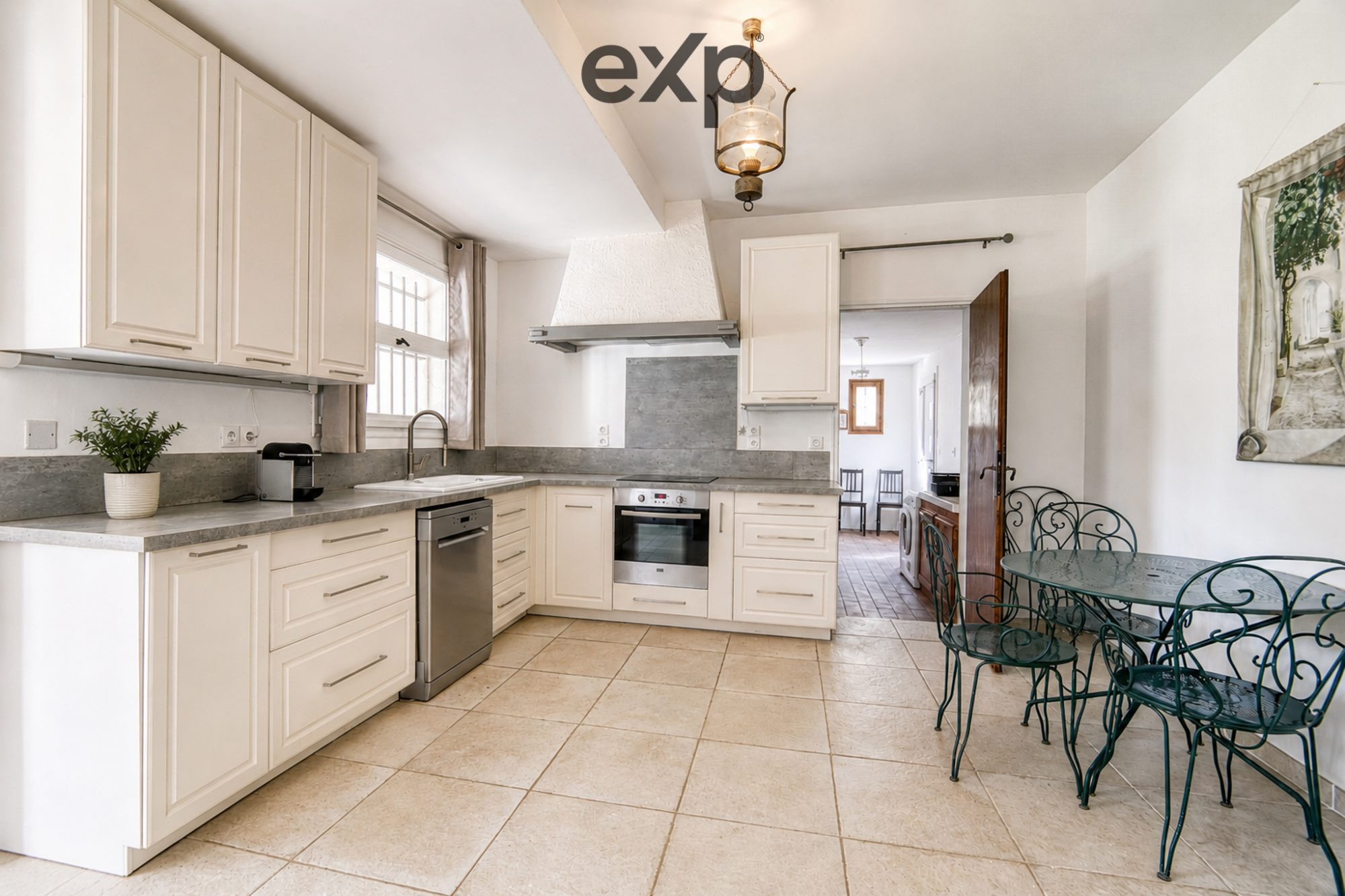 Maison à vendre à Villelaure, 181 m²