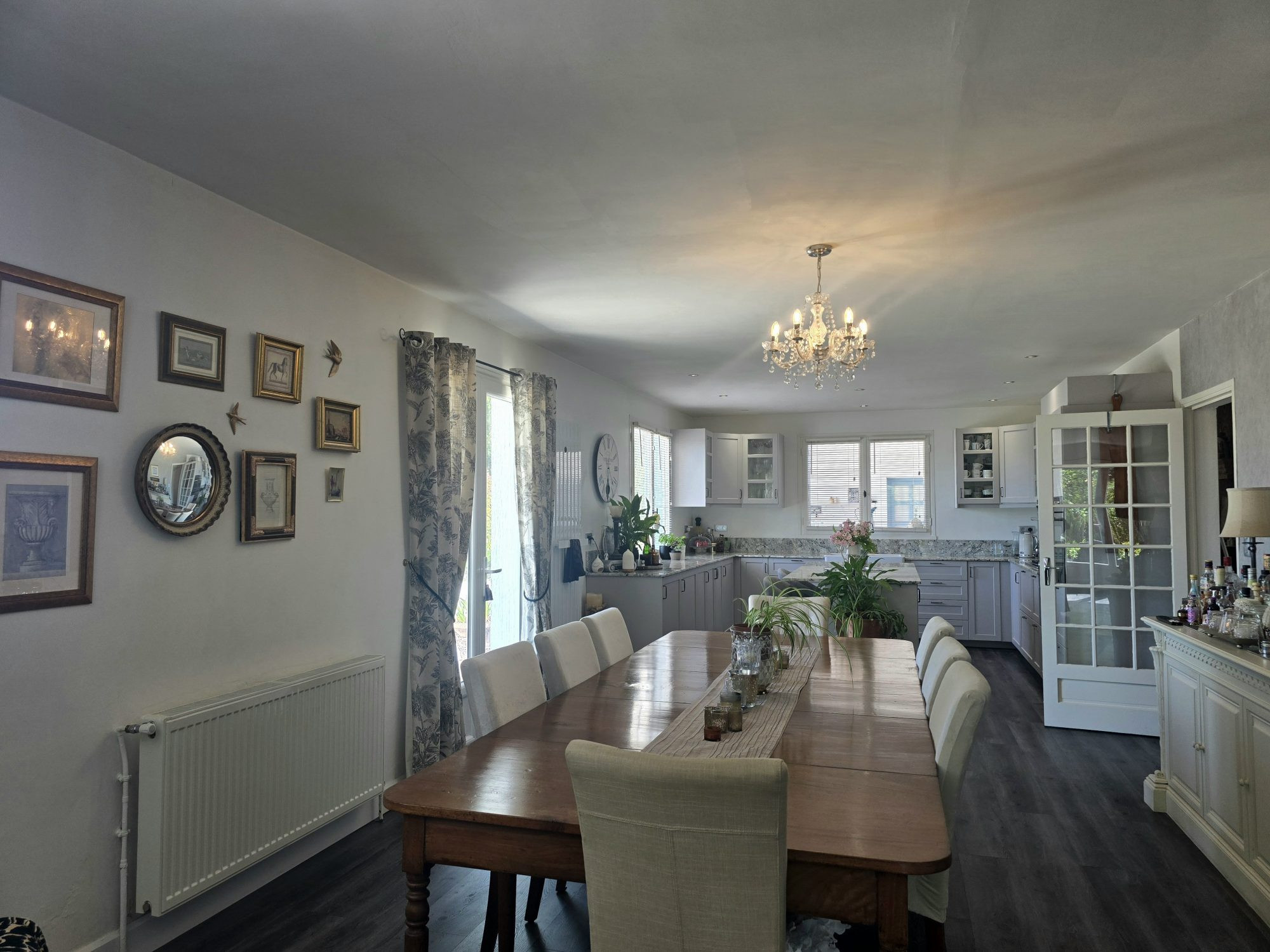 Maison à vendre à Édon, 210 m²