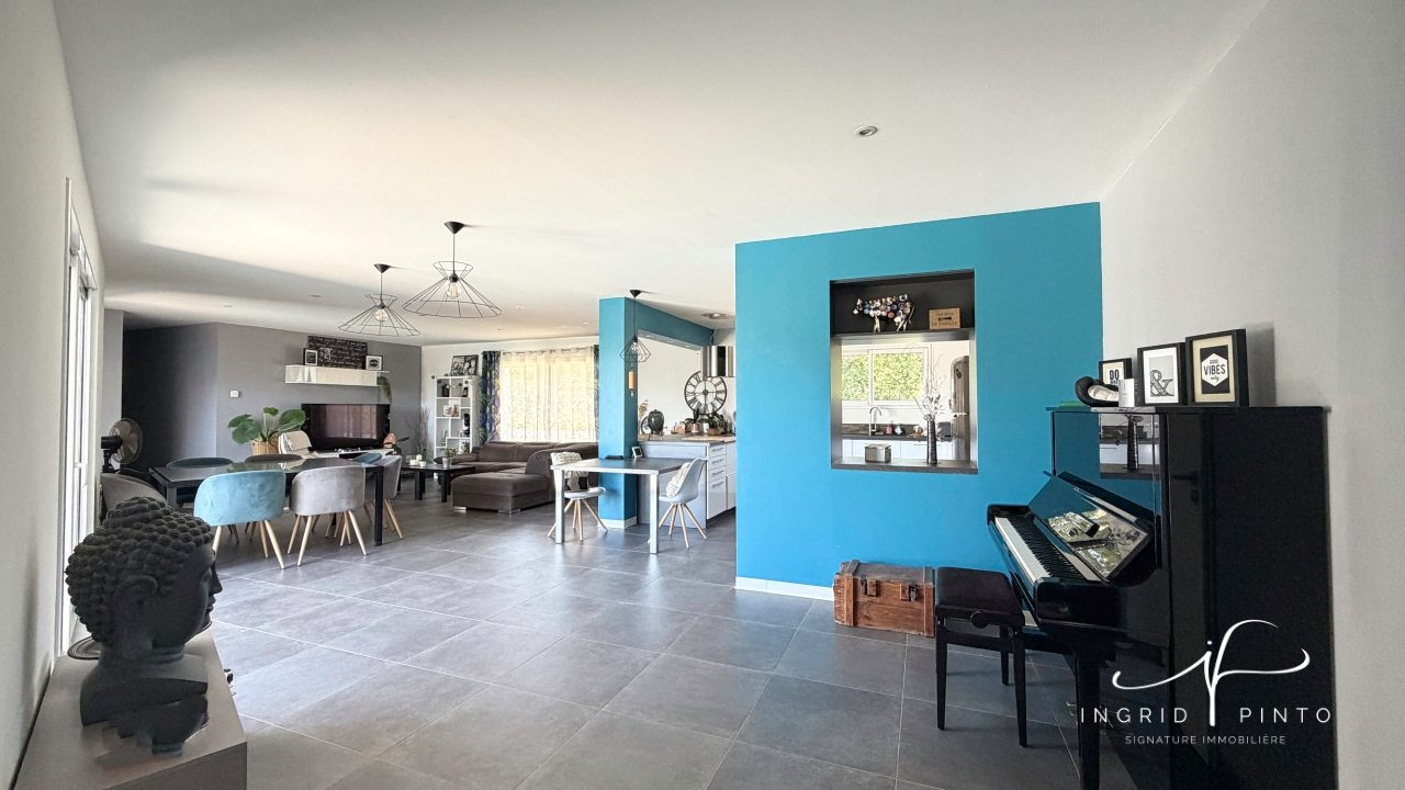 Maison à vendre à Pompaire, 152 m²