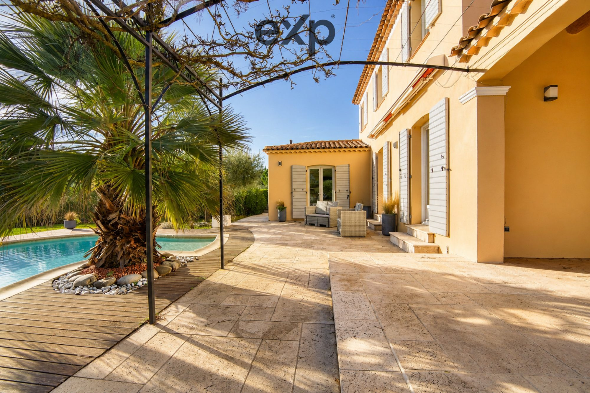 Maison à vendre à La Motte-d'Aigues, 156 m²