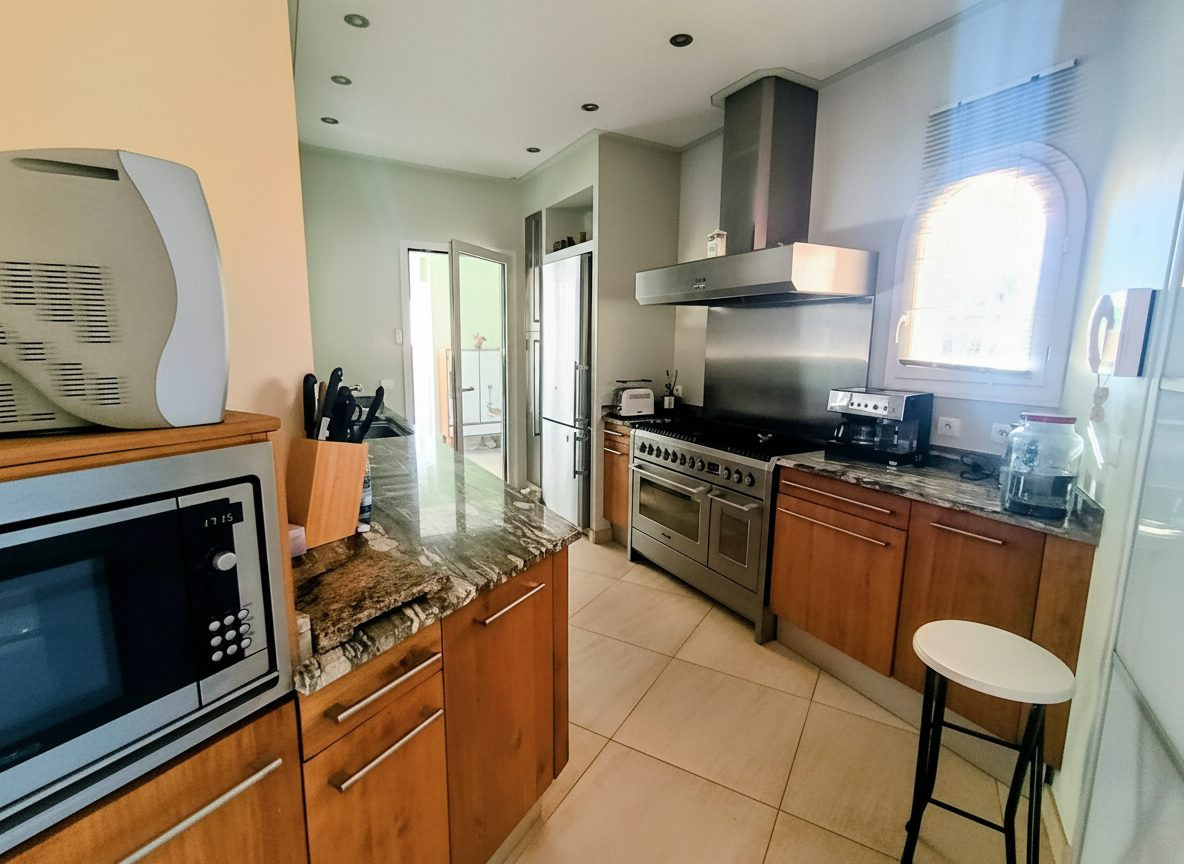 Maison à vendre à Saint-Cyprien, 200 m²