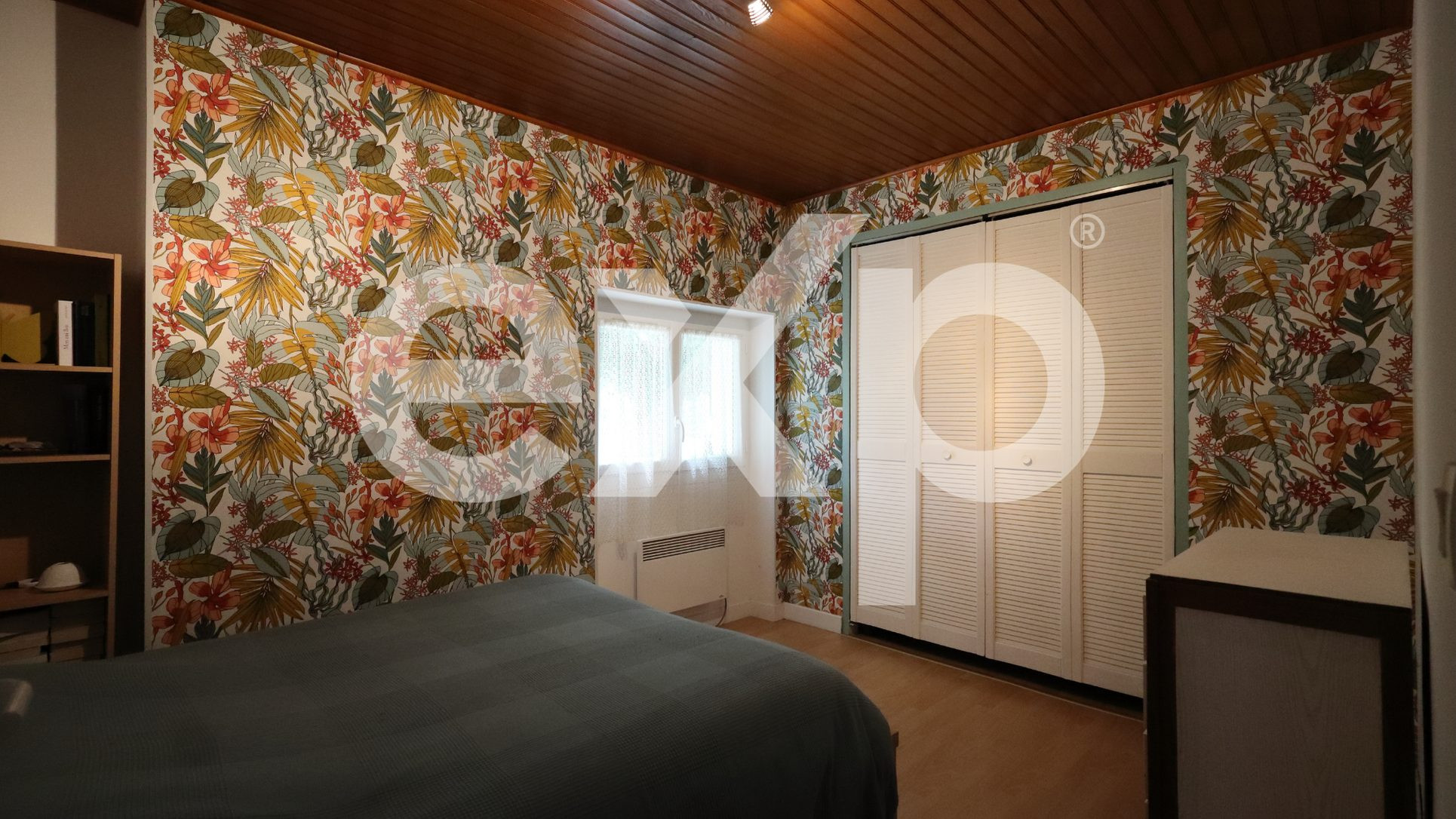 MAISON 5 PIÈCES DE 102 M² AVEC JARDIN, GARAGE DE 40 M² ET DÉPENDANCES À SOUSSANS