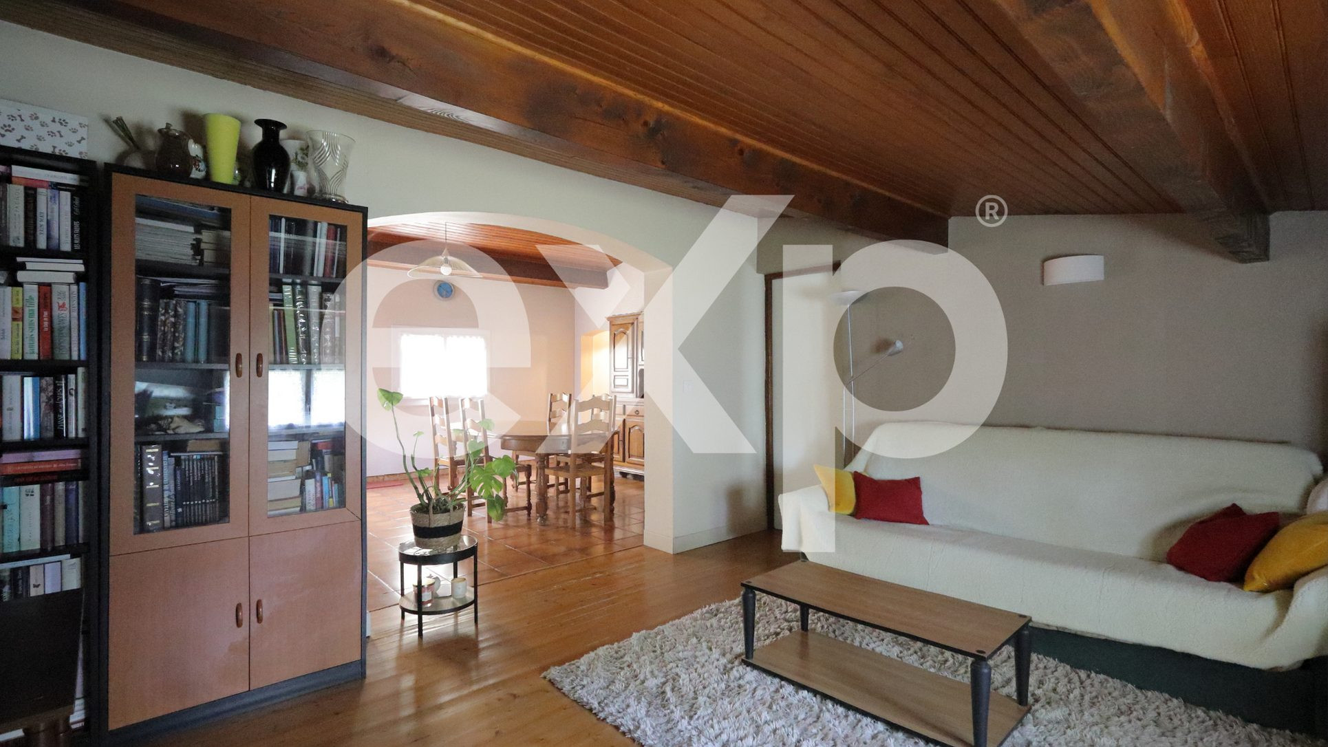 MAISON 5 PIÈCES DE 102 M² AVEC JARDIN, GARAGE DE 40 M² ET DÉPENDANCES À SOUSSANS