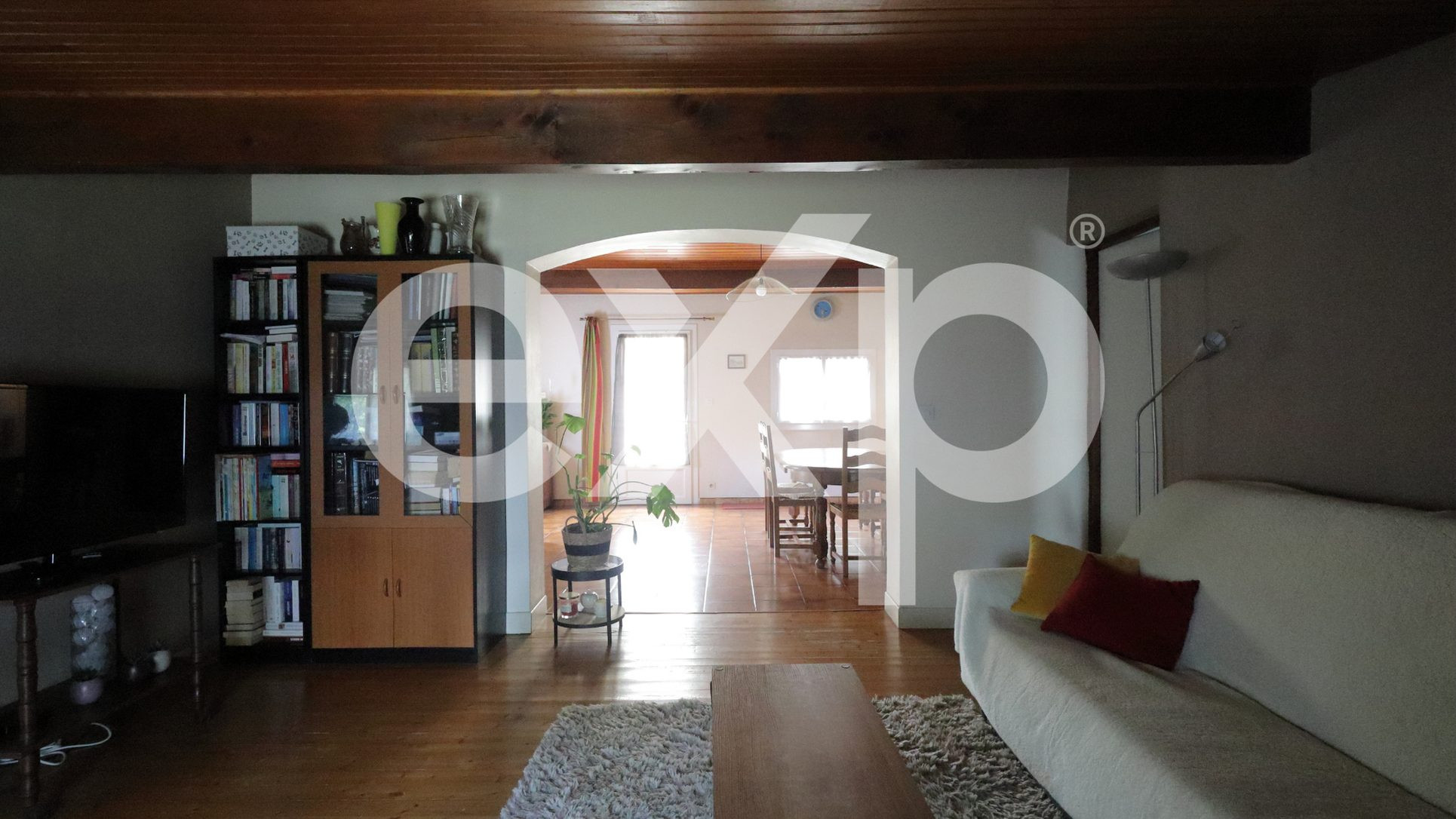 MAISON 5 PIÈCES DE 102 M² AVEC JARDIN, GARAGE DE 40 M² ET DÉPENDANCES À SOUSSANS