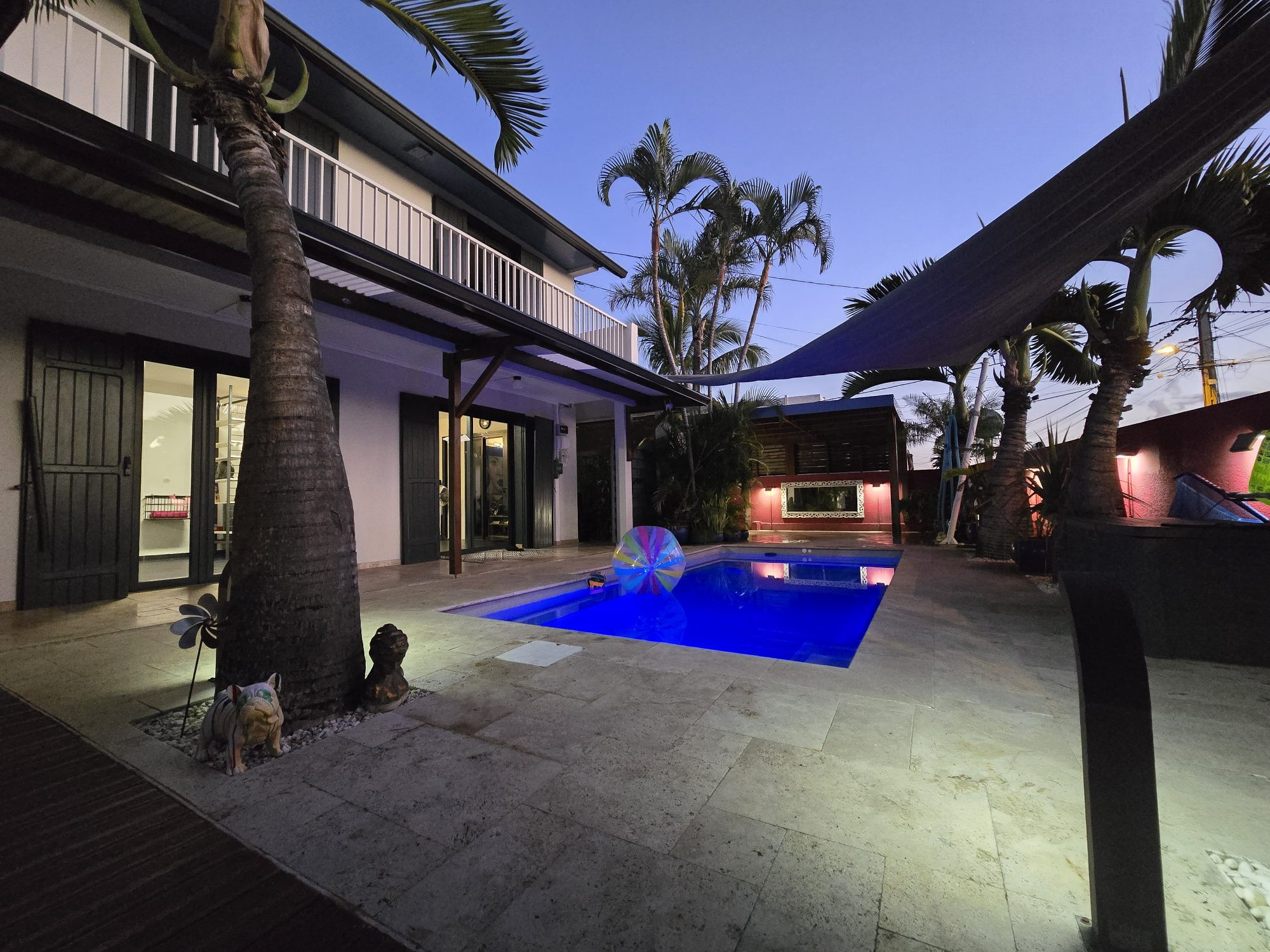 Rare dans ce secteur - Superbe Villa Familiale avec Piscine et Vue Océan – Terre Sainte, Saint-Pierre