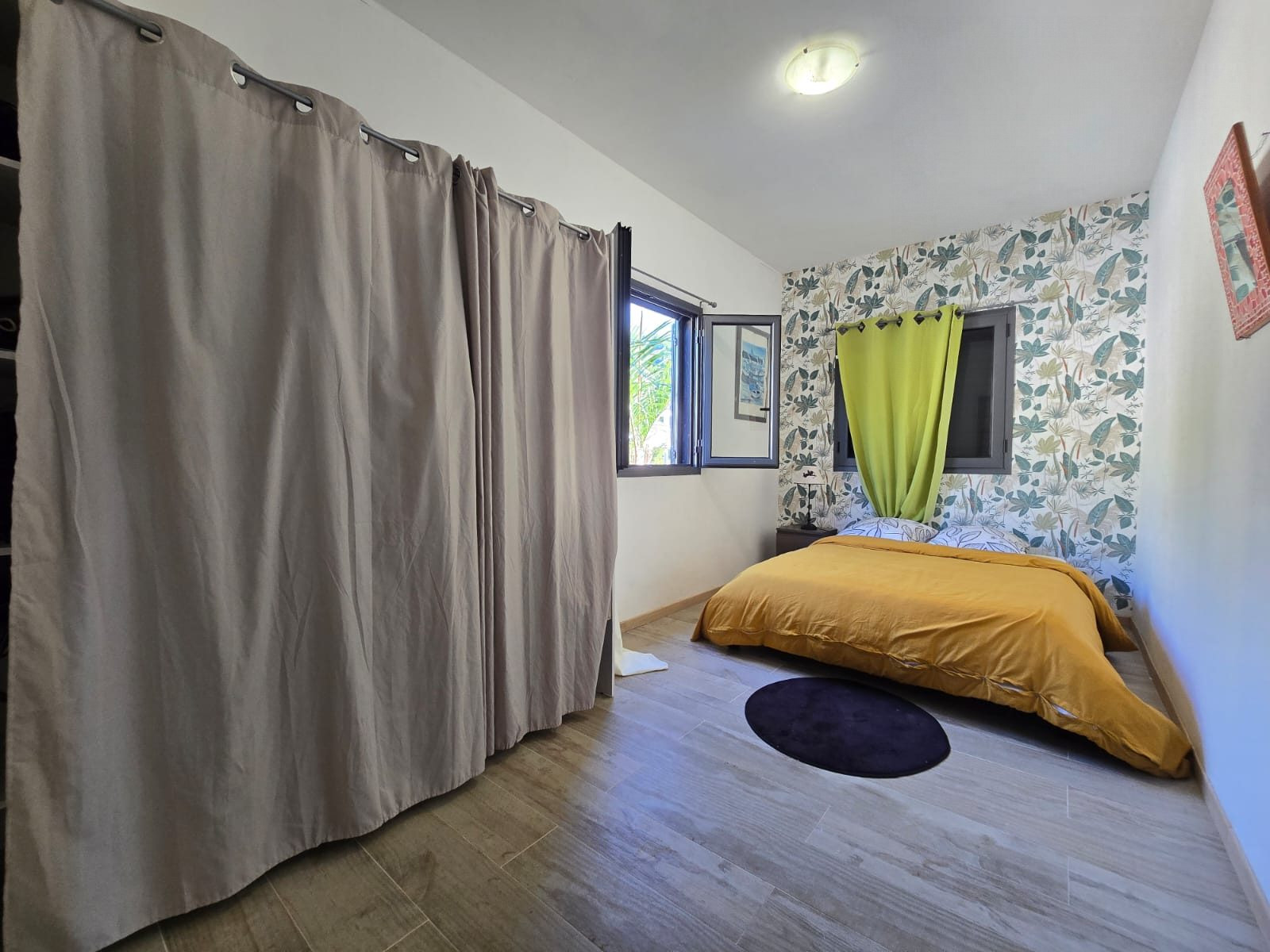 Maison 9 pièces 365 m² · à Sainte Marie · 365 m² · 630 000 €