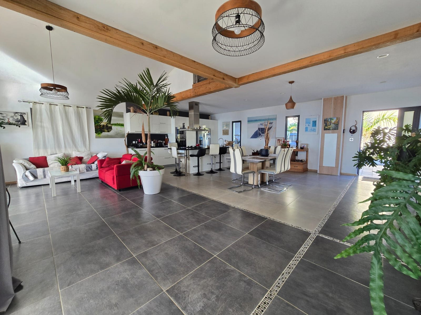 Maison à vendre à sainte marie, 365 m²