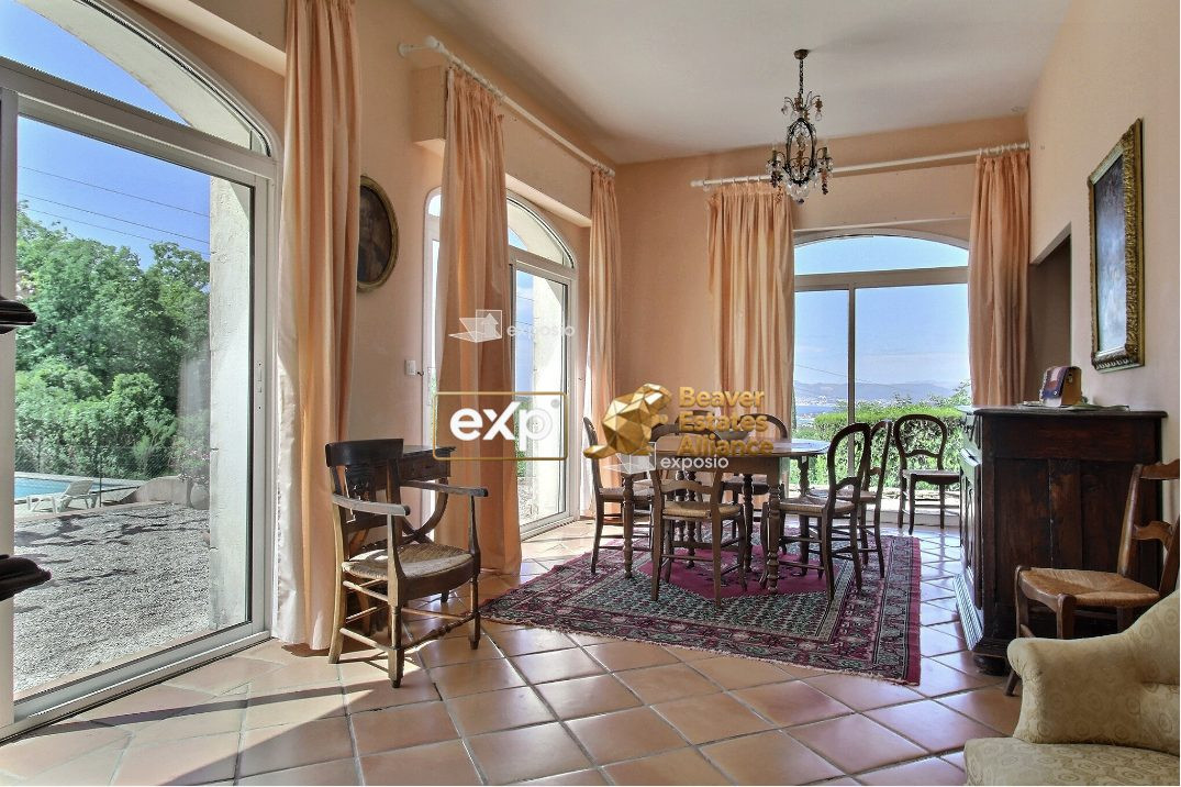 Maison à vendre à La Cadière-d'Azur, 236 m²