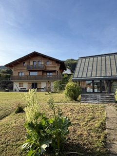 BURDIGNIN coeur de Vallée Verte Très beau Chalet T4 + T2