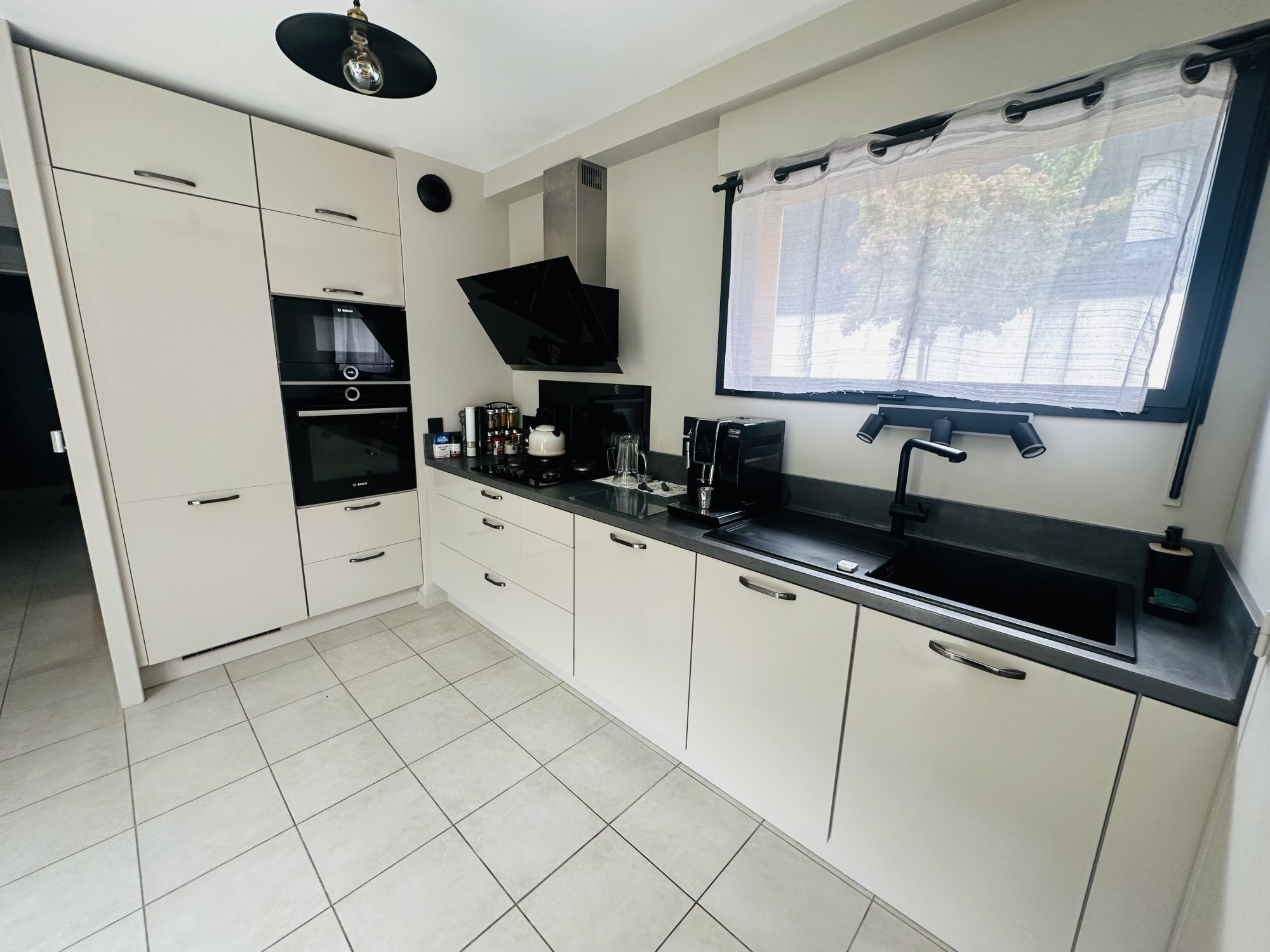 Maison à vendre à Gévezé, 99 m²