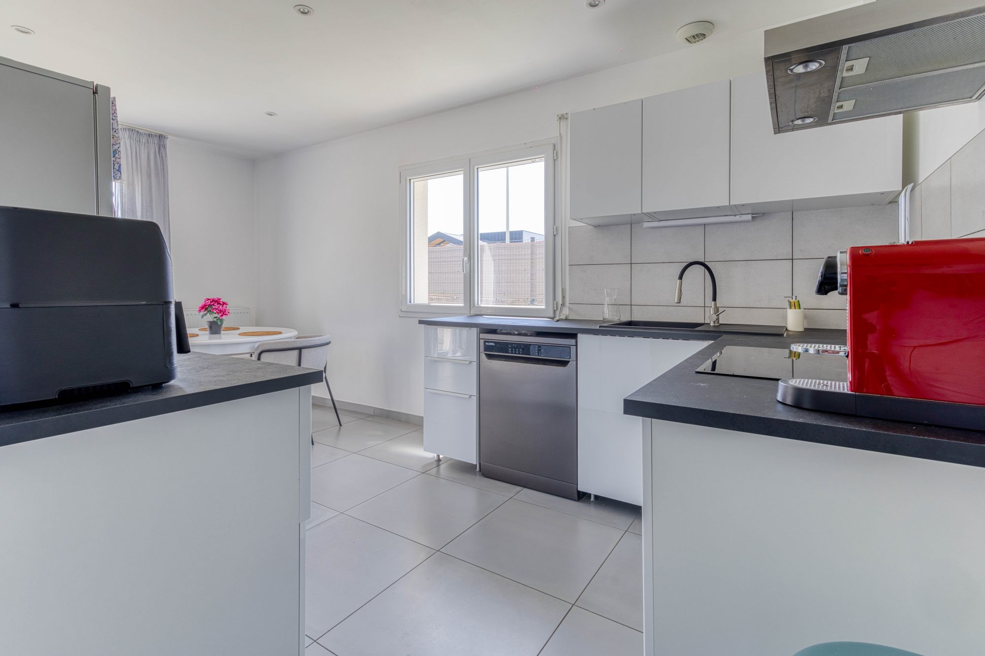 Maison à vendre à Saint-Denis-lès-Bourg, 90 m²