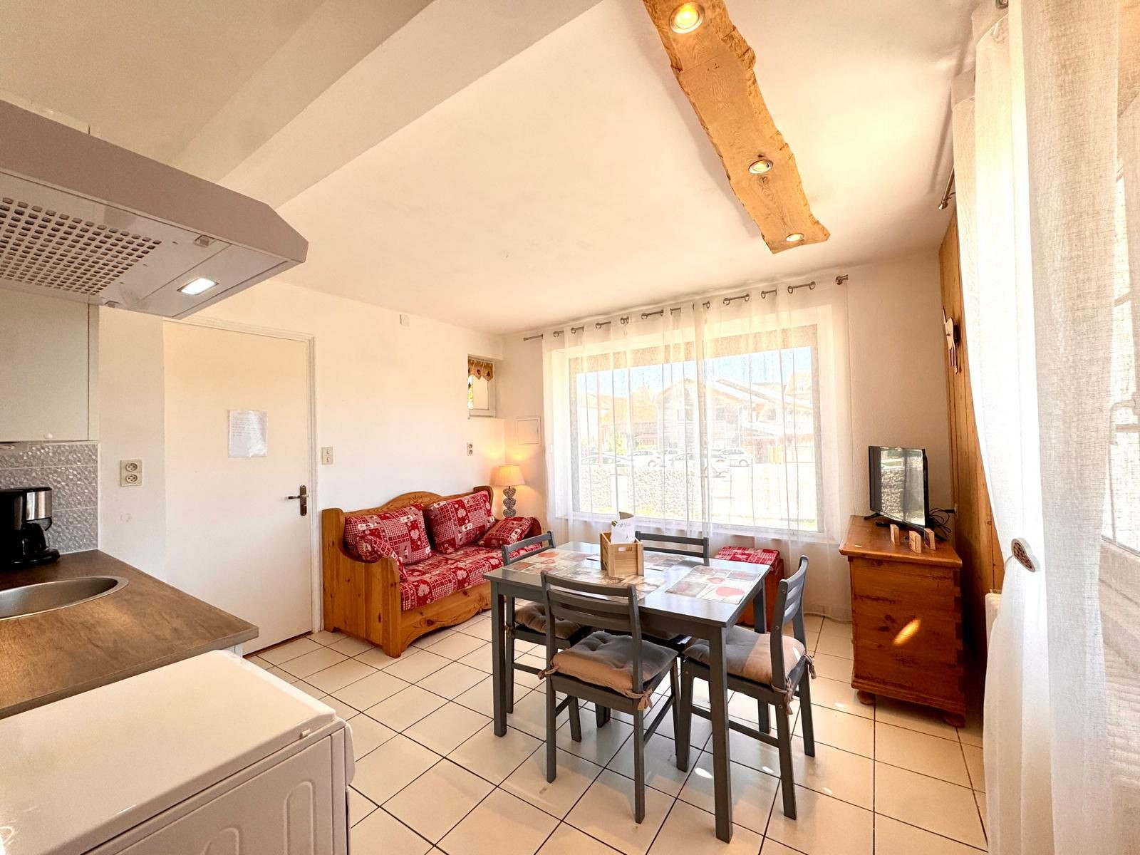 Maison 9 pièces 250 m² · à Mouthe · 250 m² · 455 400 €