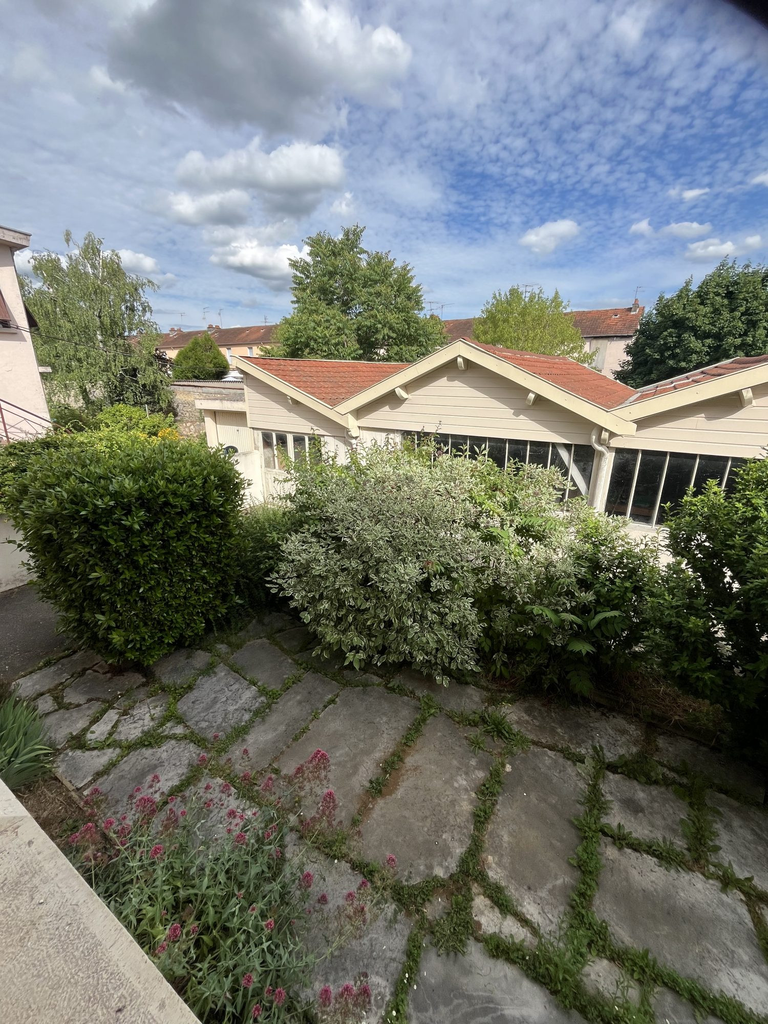 Single-storey for sale in Dijon, 120 m²
