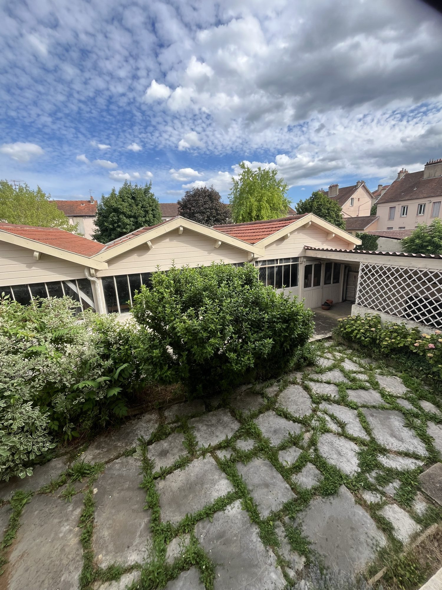 Single-storey for sale in Dijon, 120 m²