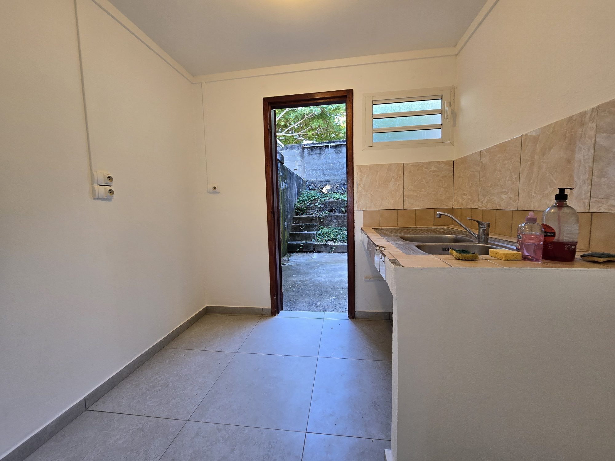 Maison à vendre à Saint Pierre, 50 m²