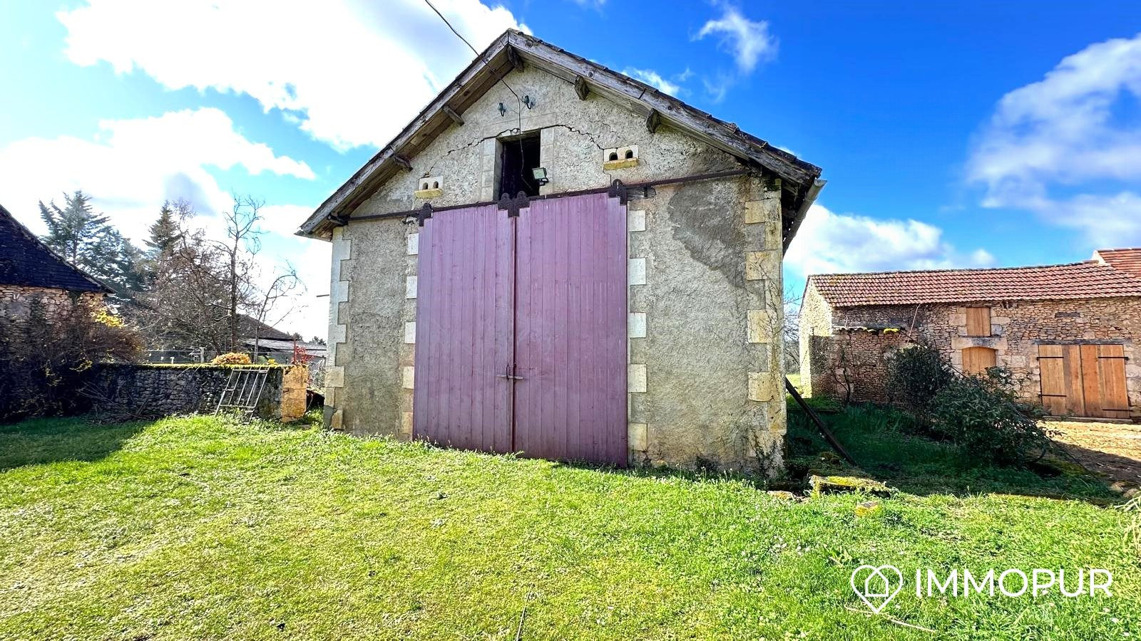 Maison 3 pièces 118 m² · à Sainte-Foy-de-Longas · 118 m² · 169 500 €