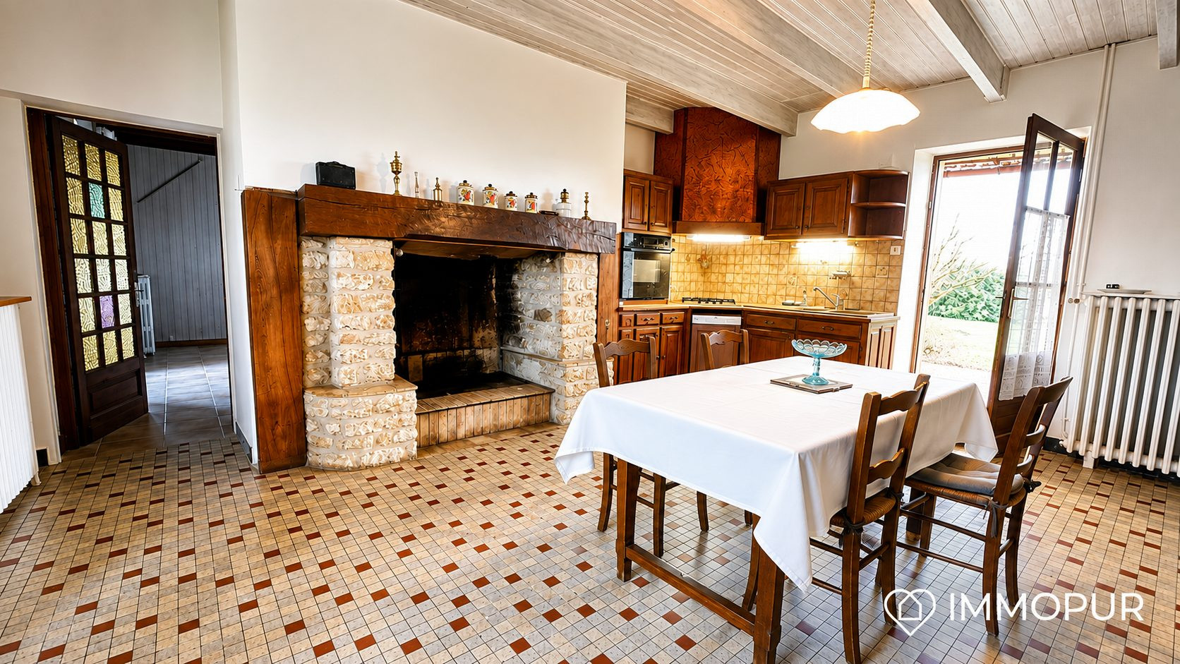 Maison à vendre à Sainte-Foy-de-Longas, 118 m²