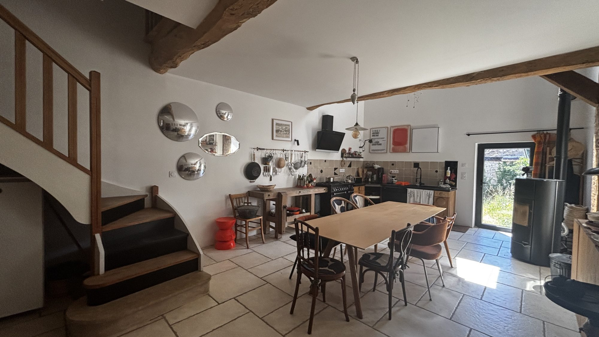 Maison à vendre à Épineuil, 192 m²