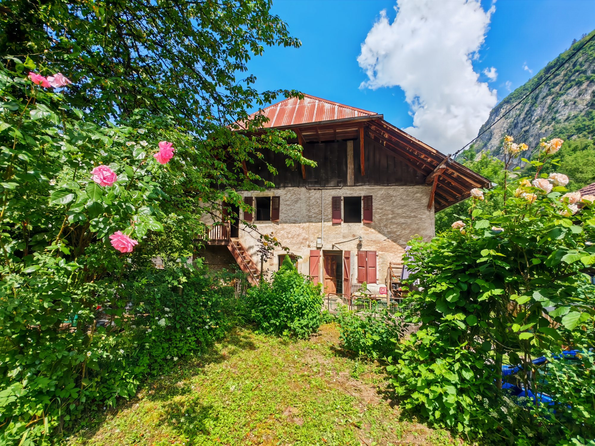 Ancienne ferme à rénover - Pour investisseurs ou projet familial