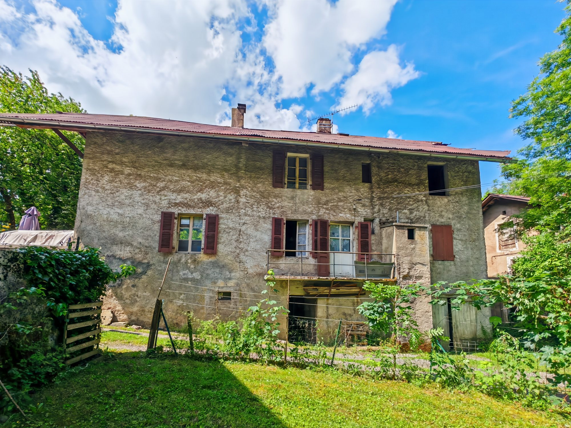 Maison à vendre à Saint-Jeoire, 220 m²