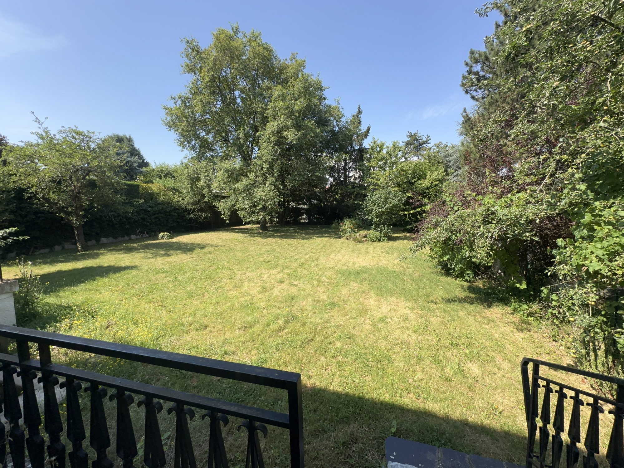Maison à vendre à Évry-Courcouronnes, 162 m²