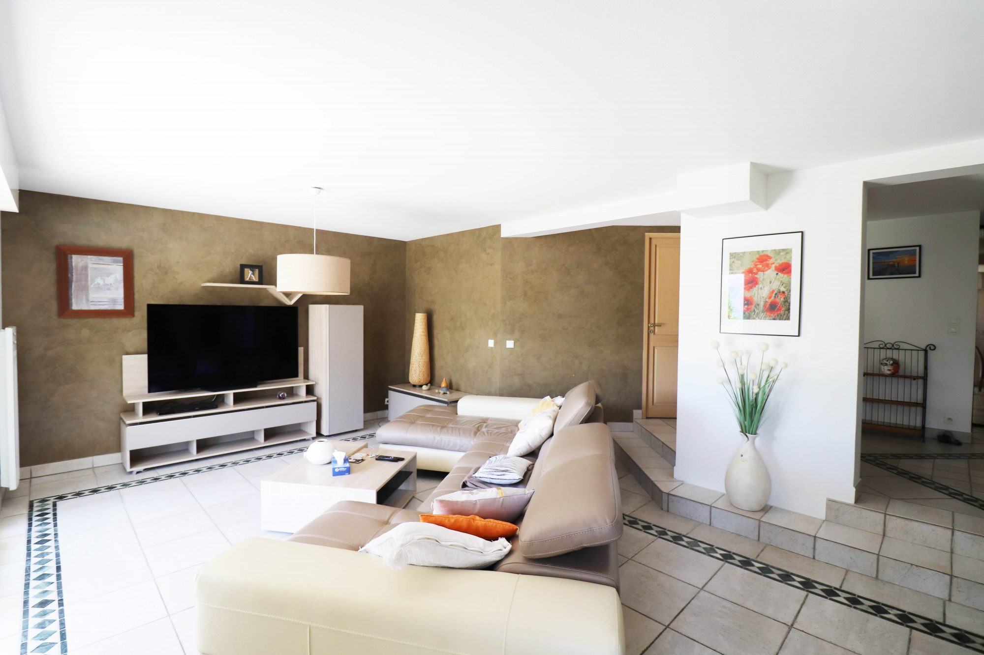 Maison à vendre à Saint-Ismier, 214 m²