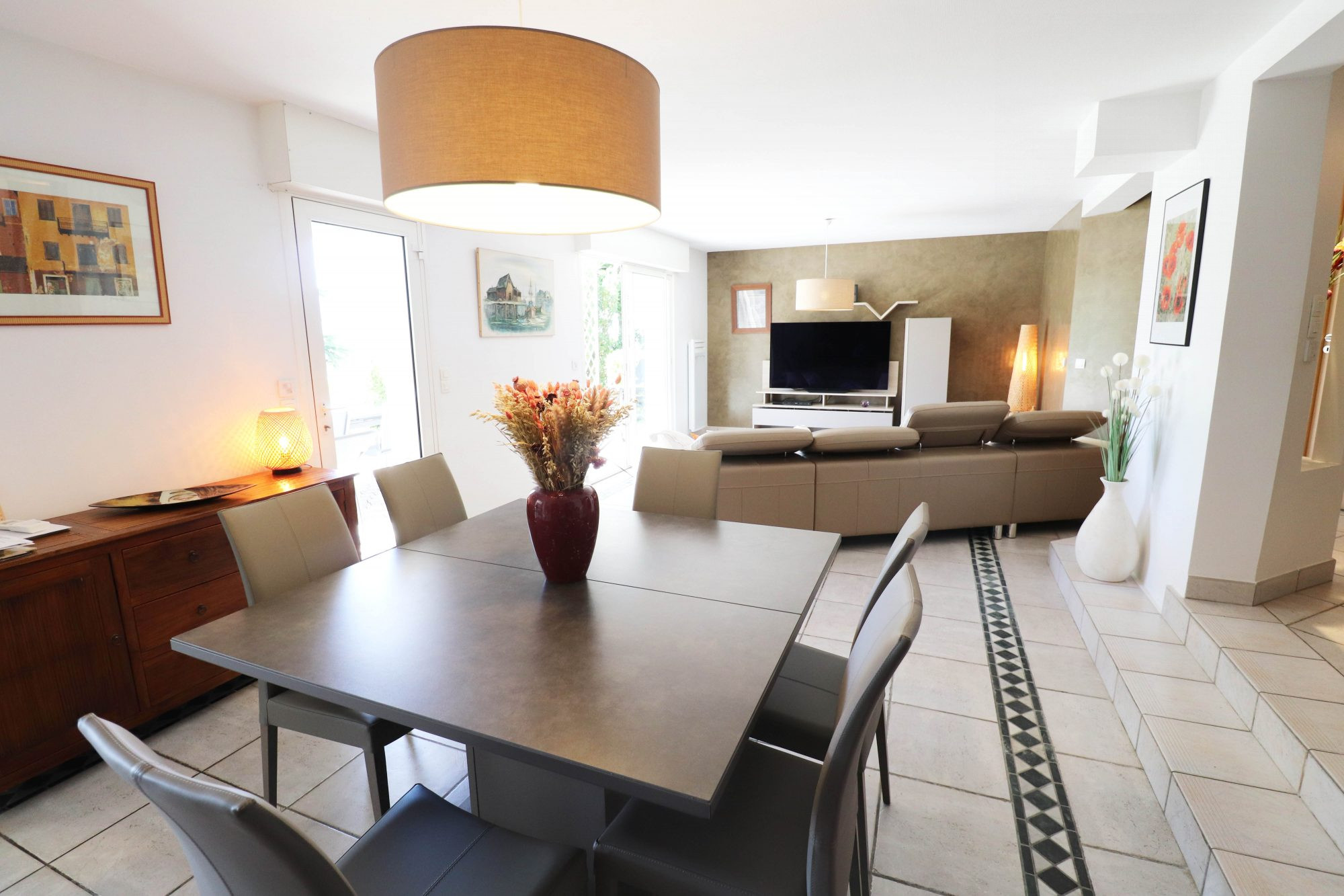 Maison à vendre à Saint-Ismier, 214 m²
