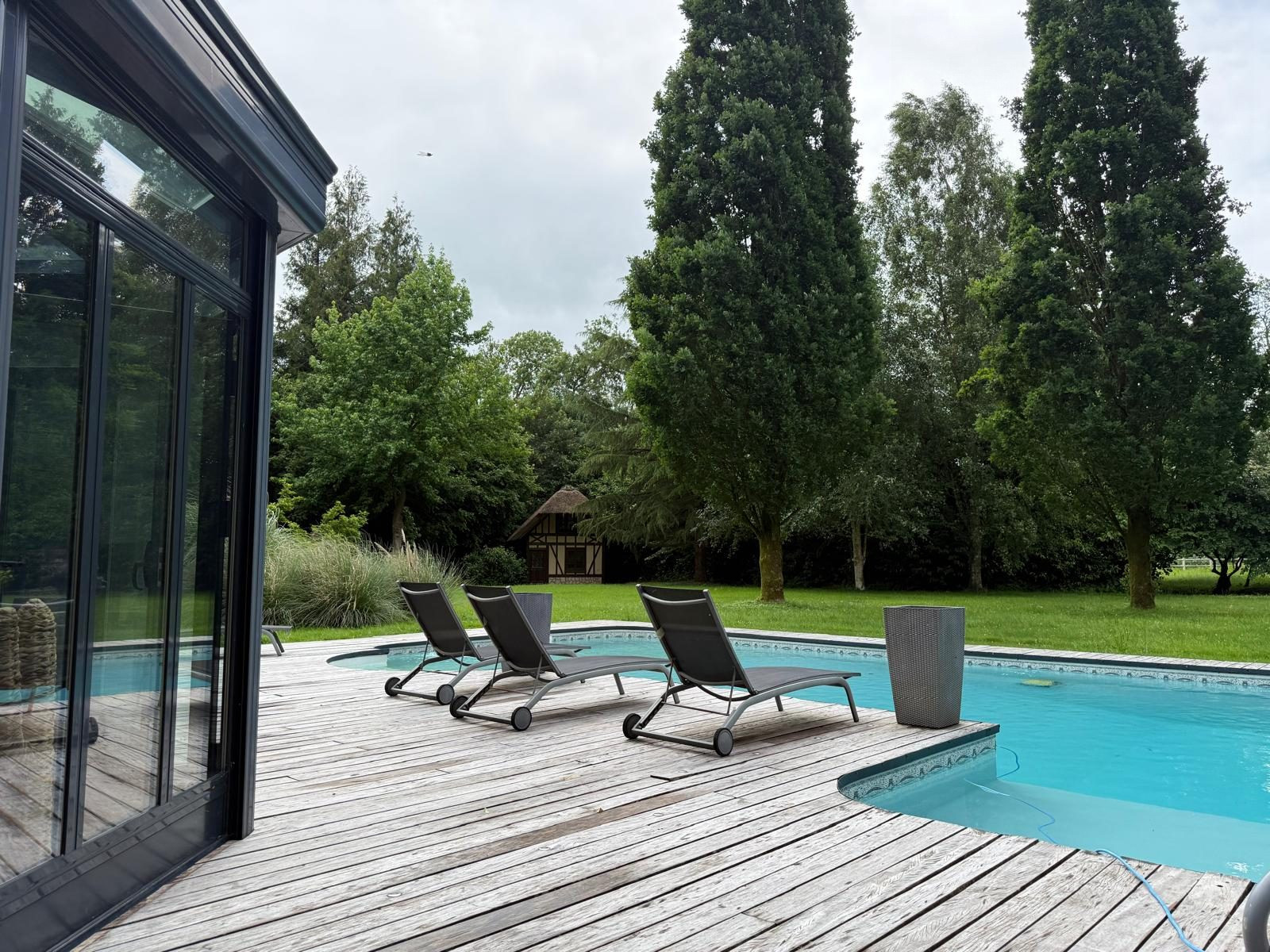 Maison à vendre à Saint-Martin-aux-Arbres, 230 m²