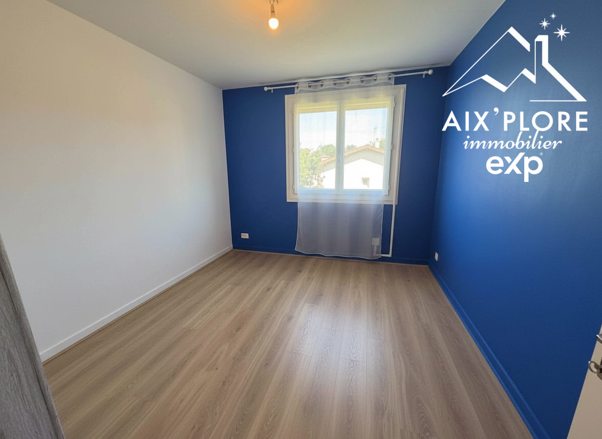 Maison 8 pièces 211 m² · à Péronnas · 211 m² · 390 000 €
