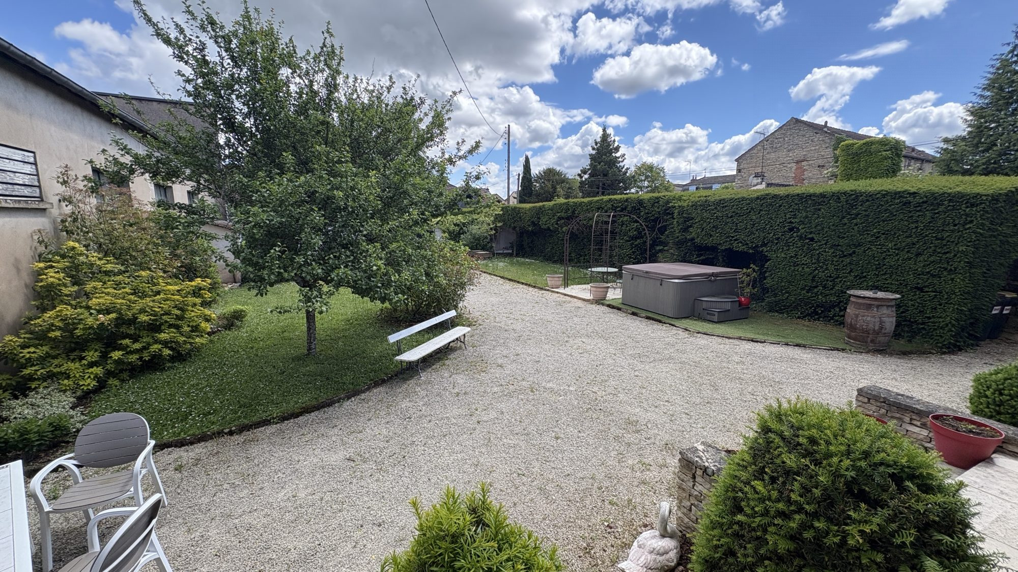 Investment Opportunity in the Heart of BEAUNE 3