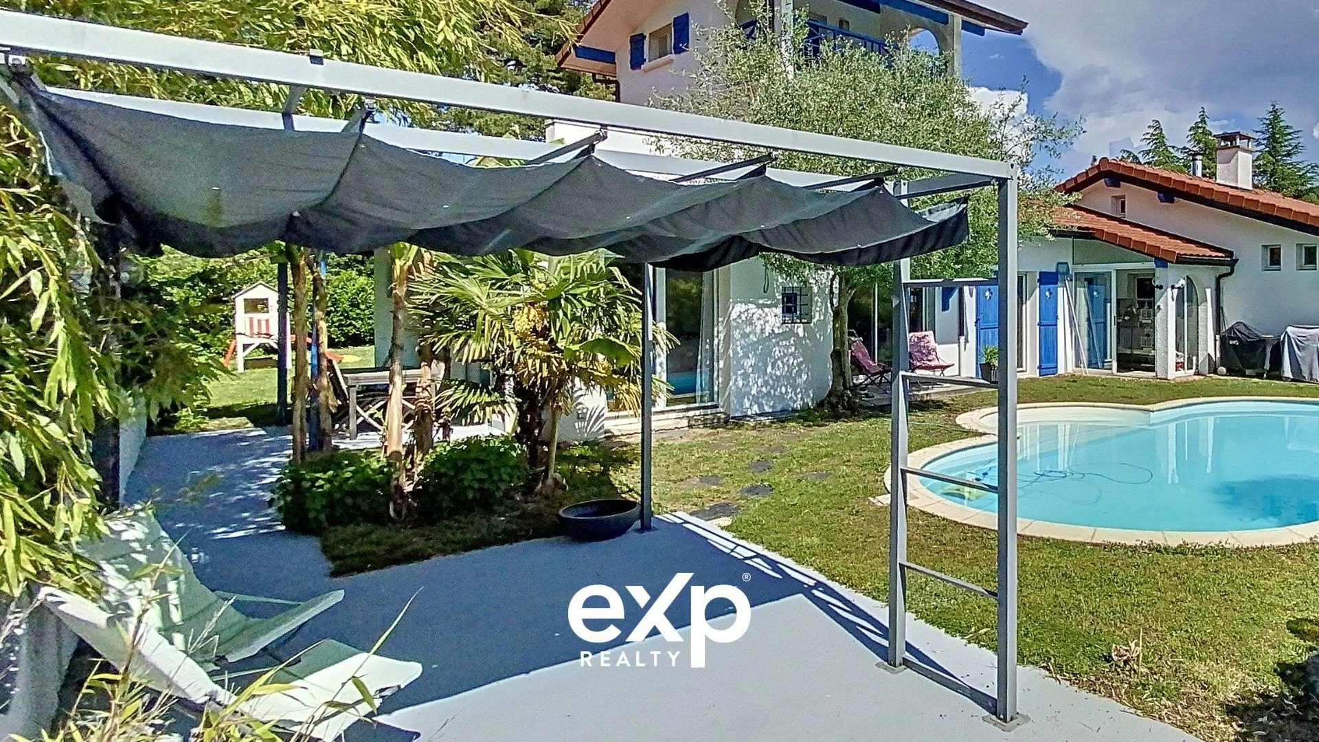 Maison 9 pièces 219 m² · à Thonon-les-Bains · 219 m² · 799 000 €