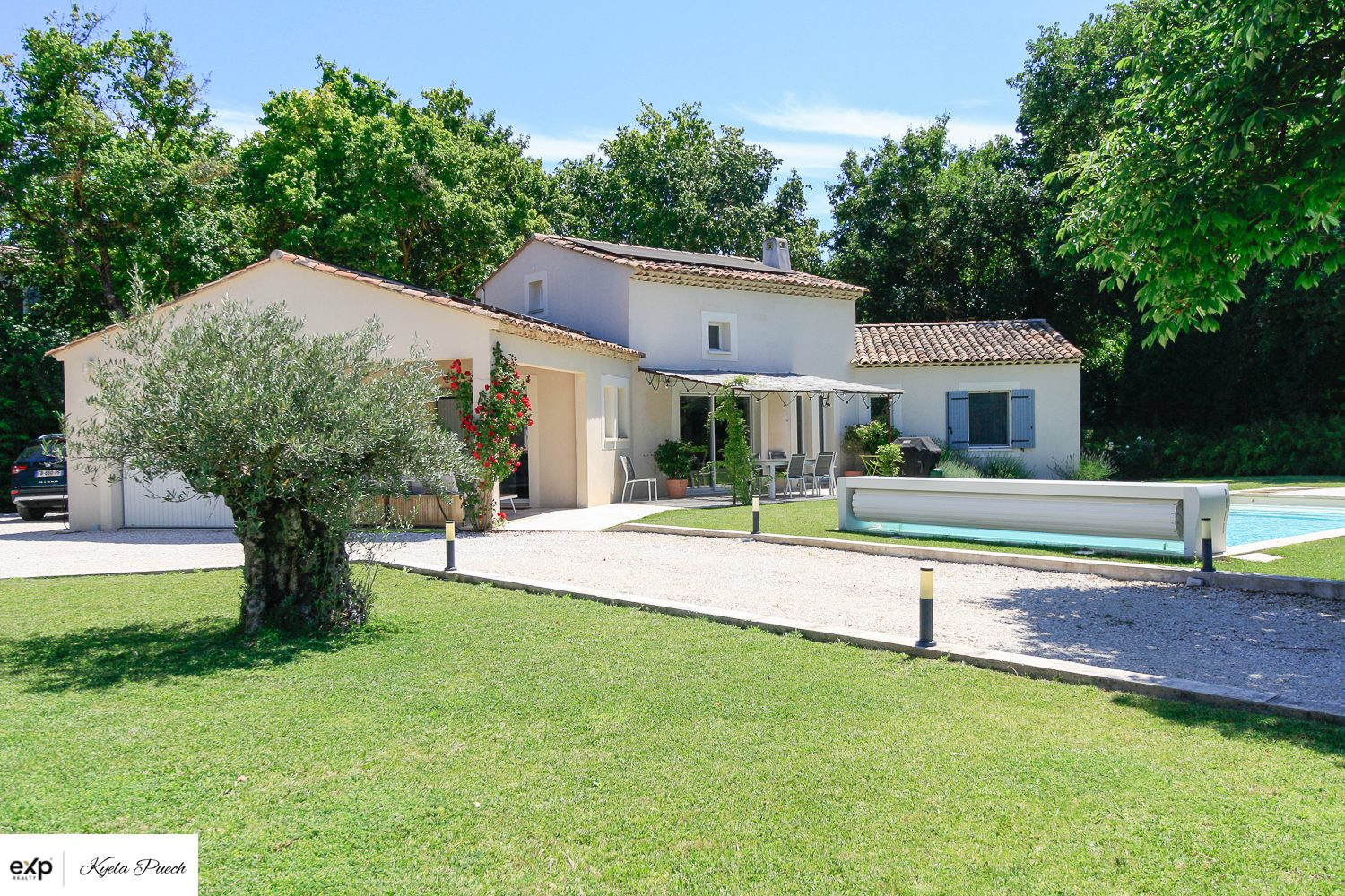 Une maison récente, connectée et économe, où chaque équipement a été pensé pour votre confort et pour maîtriser durablement vos dépenses énergétiques.