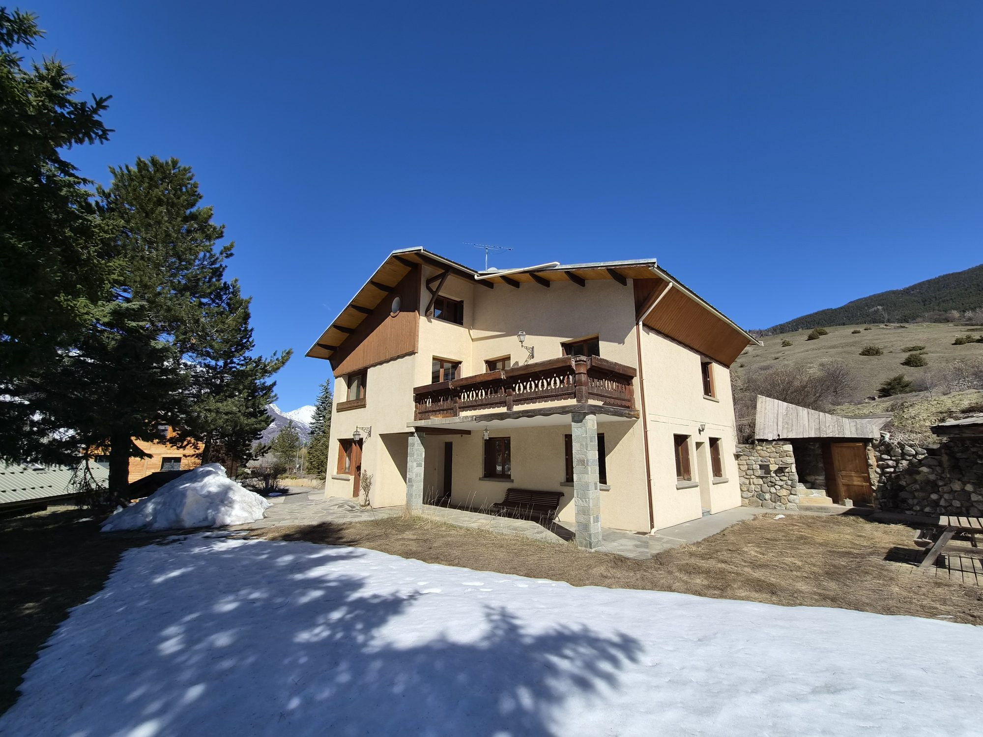 Immeuble 4 Appartements Granon
