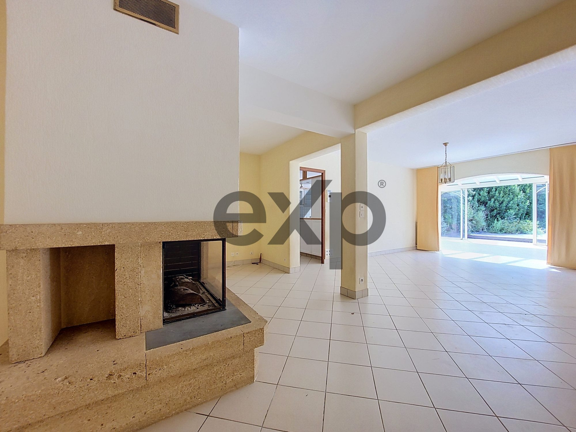 Maison à vendre à Ognes, 314 m²