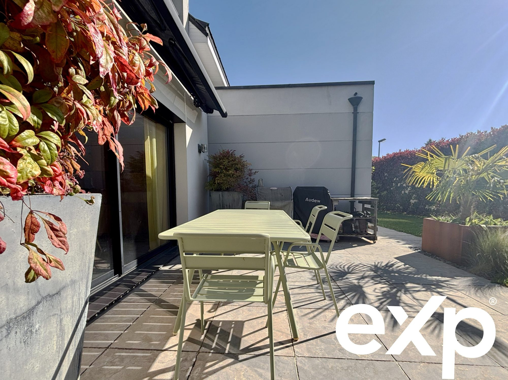 FONTENAY – MAISON FAMILIALE 194,5 m² – 4 CHAMBRES – JARDIN – JACUZZI – GARAGE