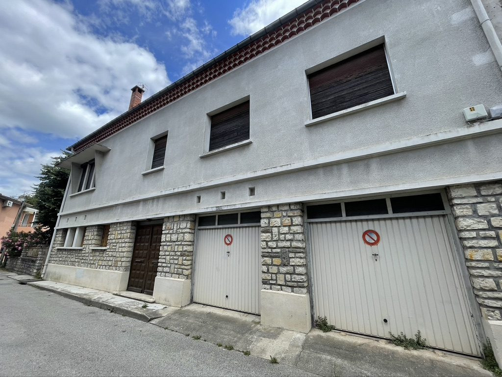 Maison à vendre à Saint-Ambroix, 241 m²