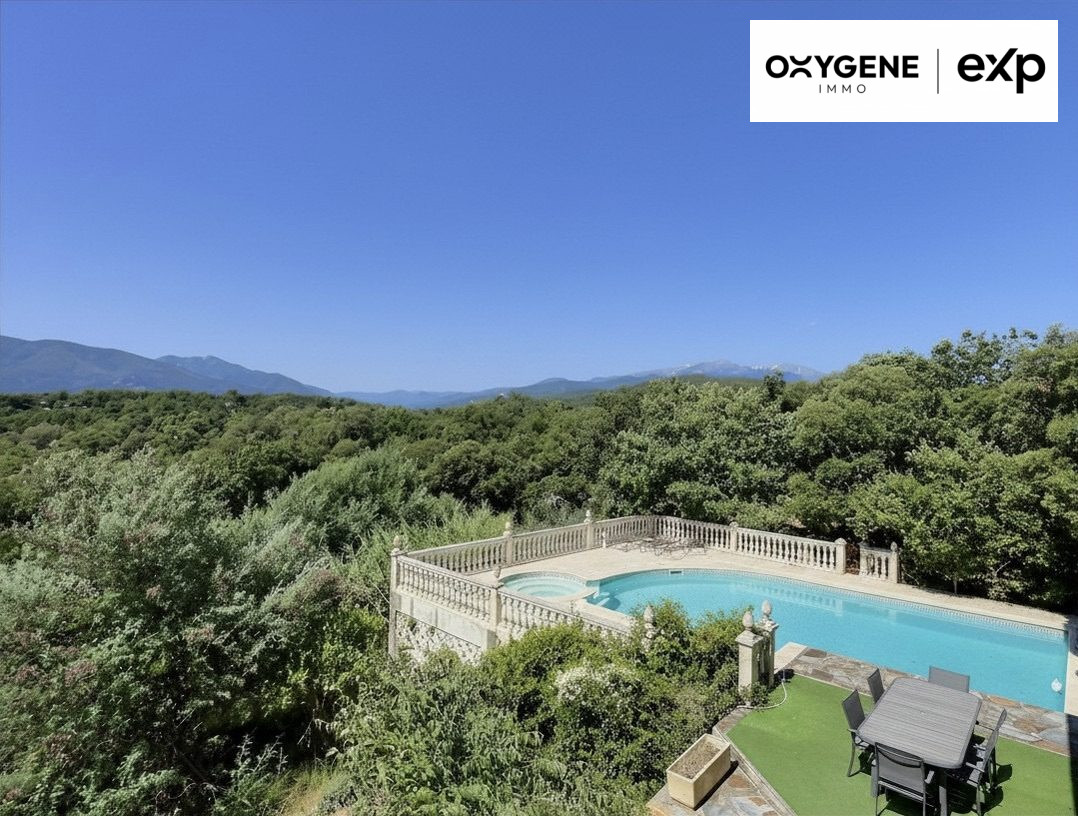 Maison à vendre à Céret, 250 m²