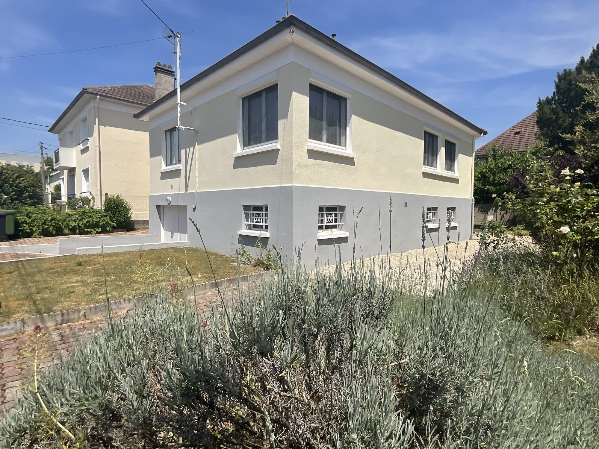 Maison sur Sainte Savine, sur Sous Sol