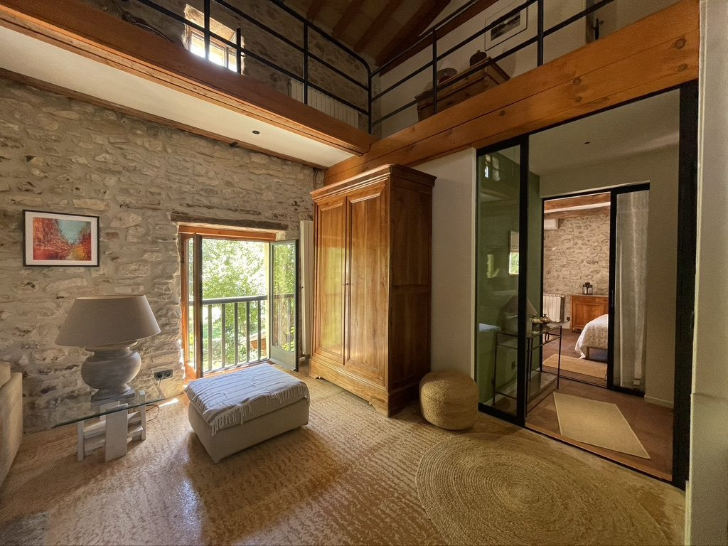 Maison 5 pièces 145 m² · à Rochegude · 145 m² · 563 000 €