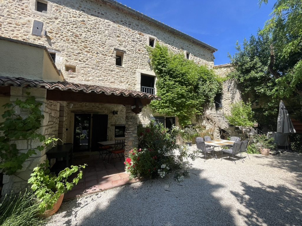 Maison ancienne pleine de charme
