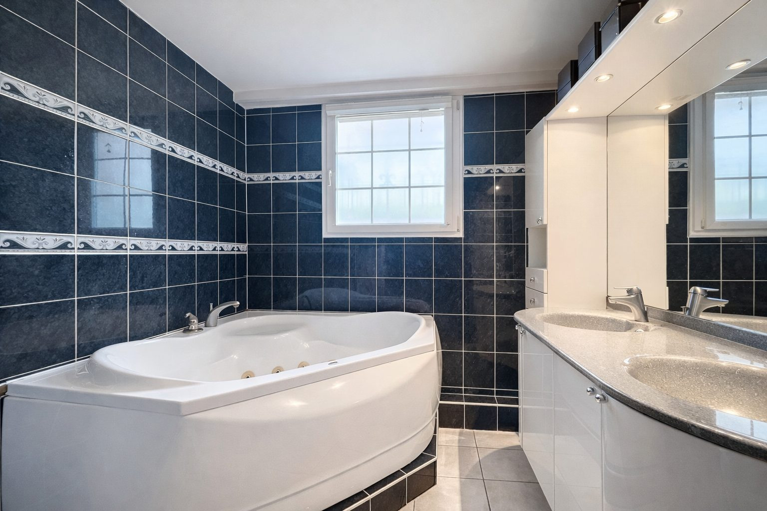 Maison 7 pièces 180 m² · à Poisy · 180 m² · 890 000 €