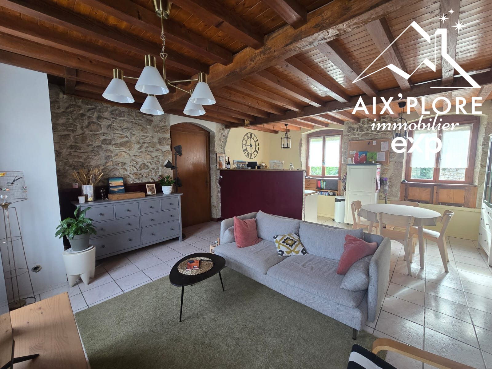 House in Yenne 2
