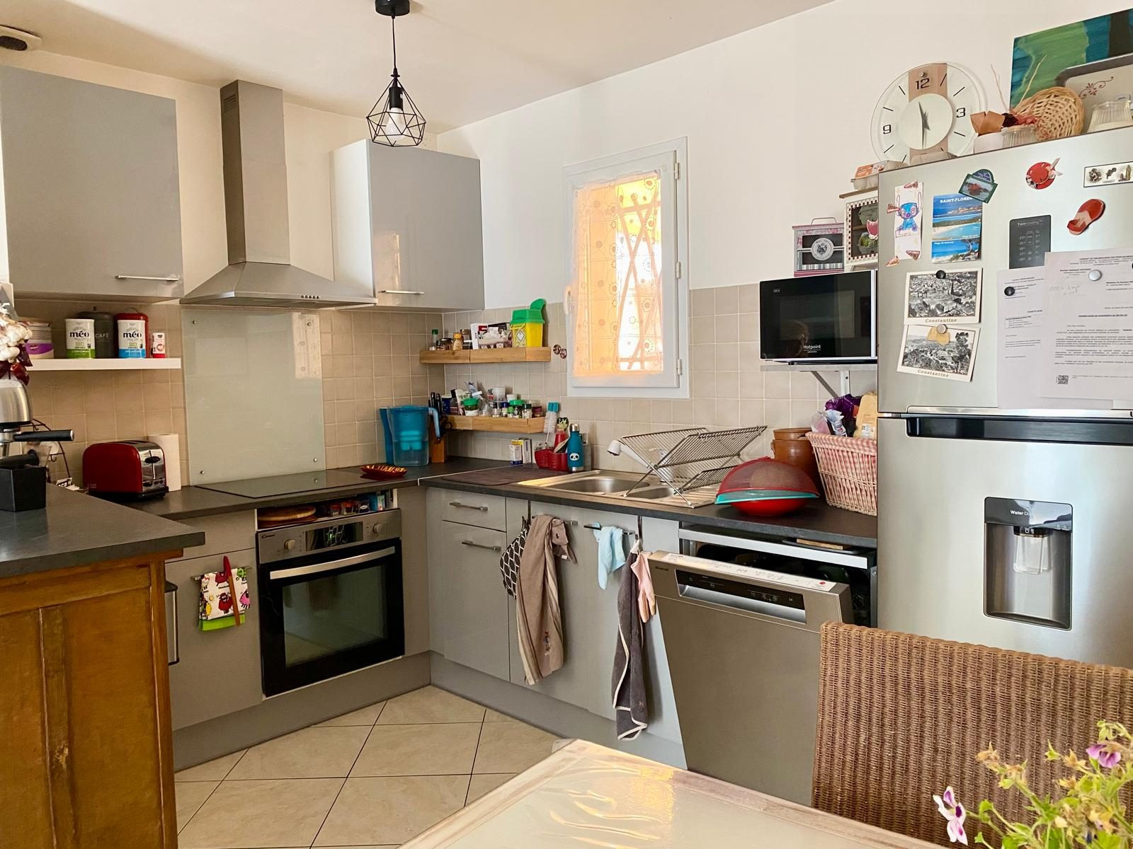 Maison à vendre à Saint-Just-Luzac, 61 m²