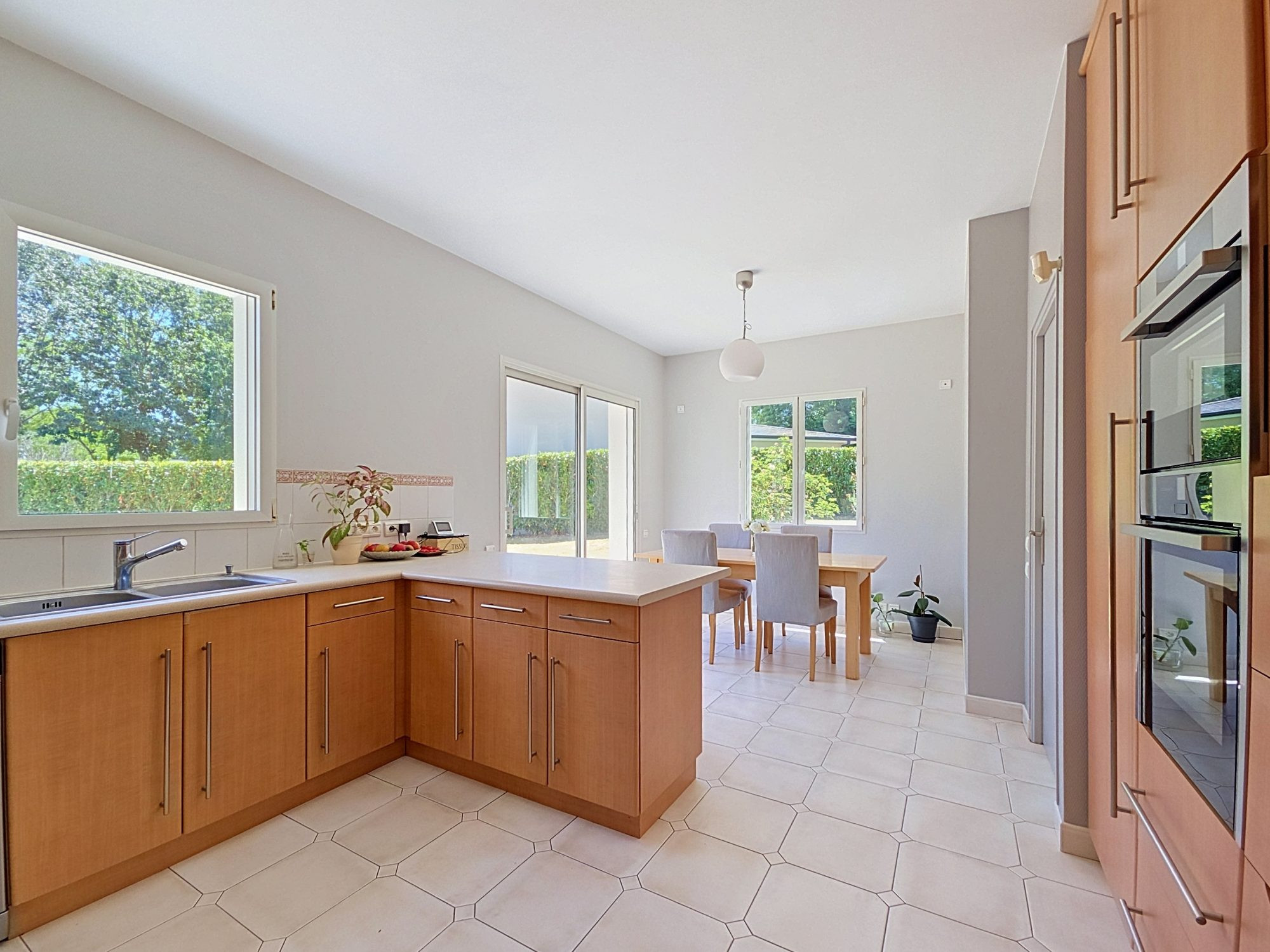 Maison à vendre à Carquefou, 255 m²