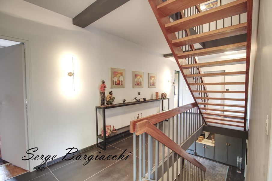 Maison 9 pièces 230 m² · à Douai · 230 m² · 394 500 €
