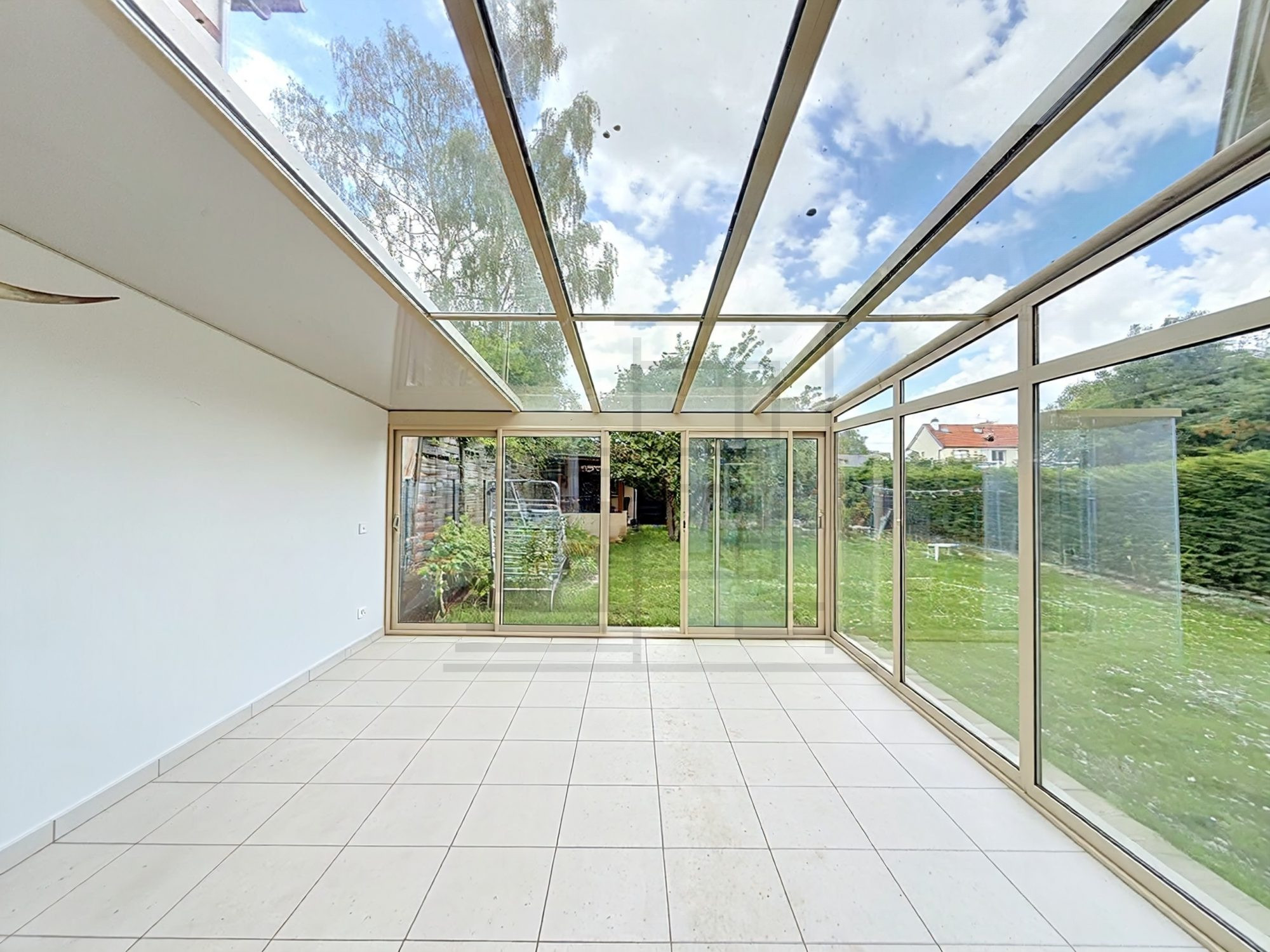Maison à vendre à Parmain, 135 m²