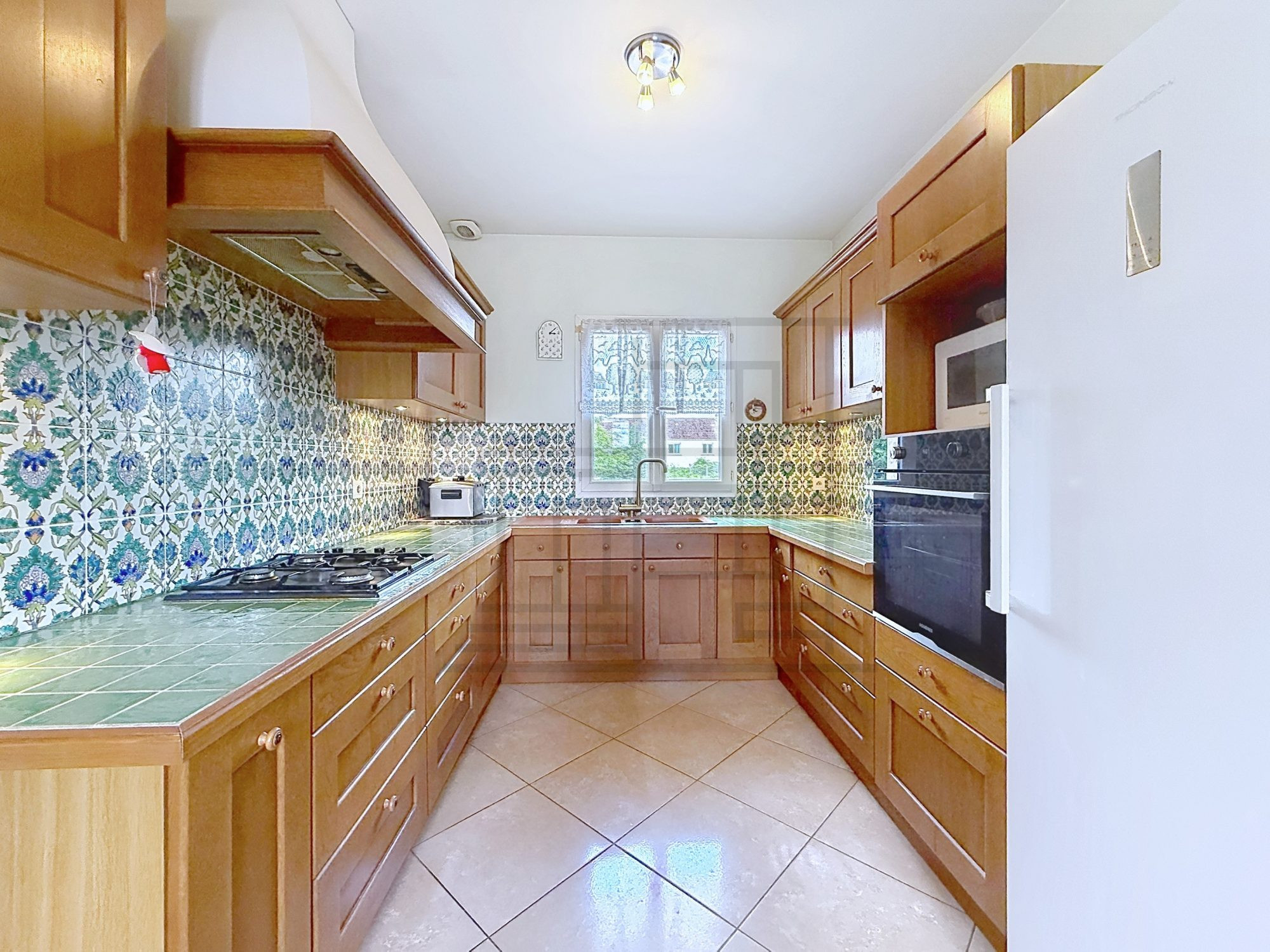 Maison à vendre à Parmain, 135 m²